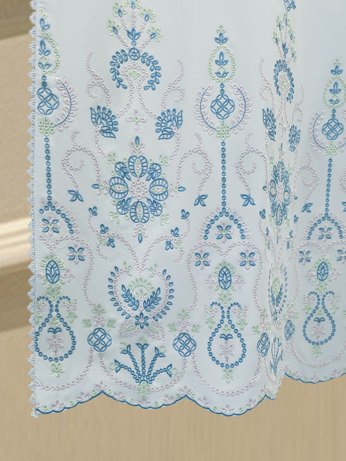 2 Piece - Embroidered Lawn Suit S112274