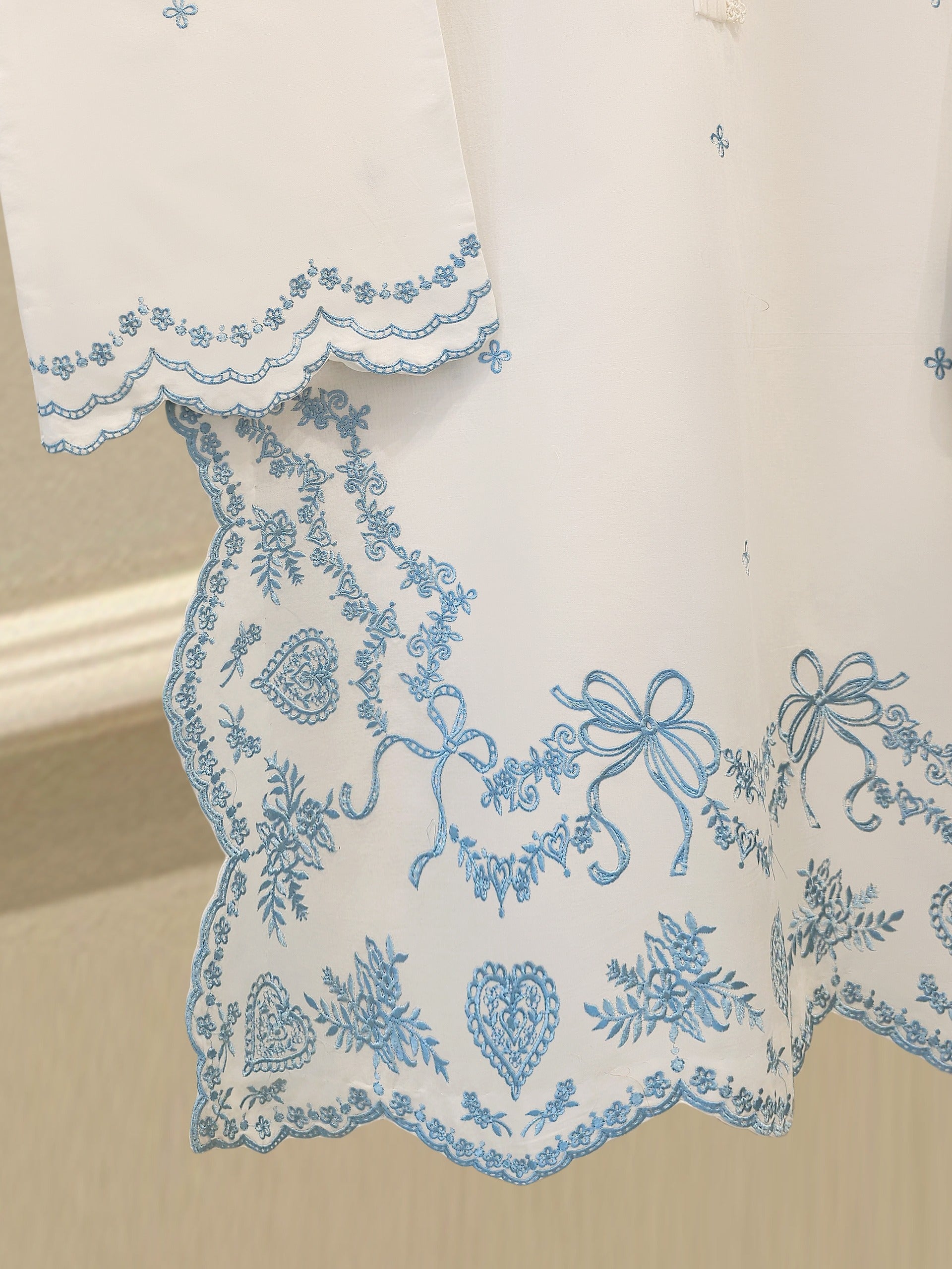 2 Piece - Embroidered Lawn Suit S112301