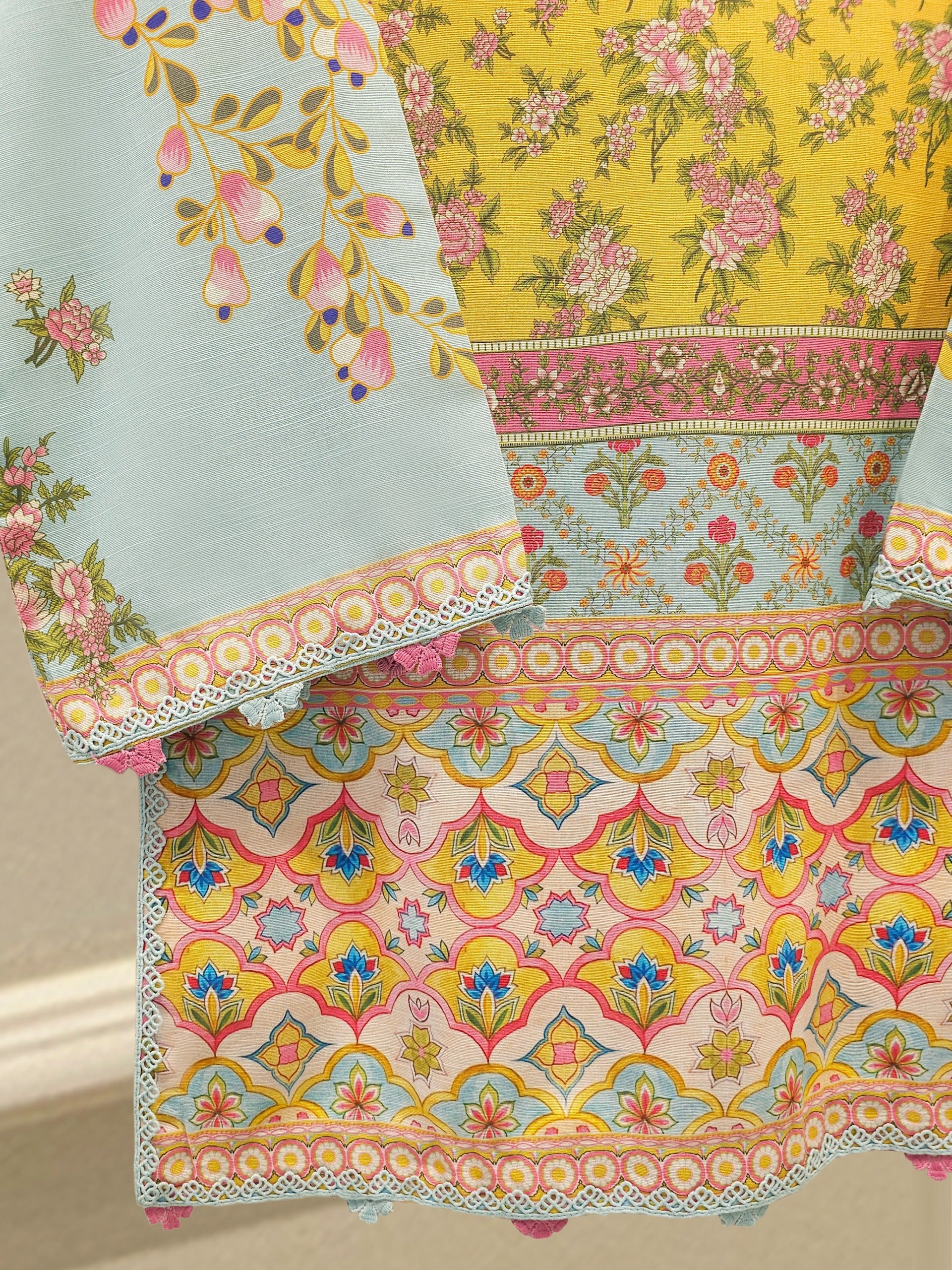 2 Piece - Digital Printed Khaddar Suit S112480