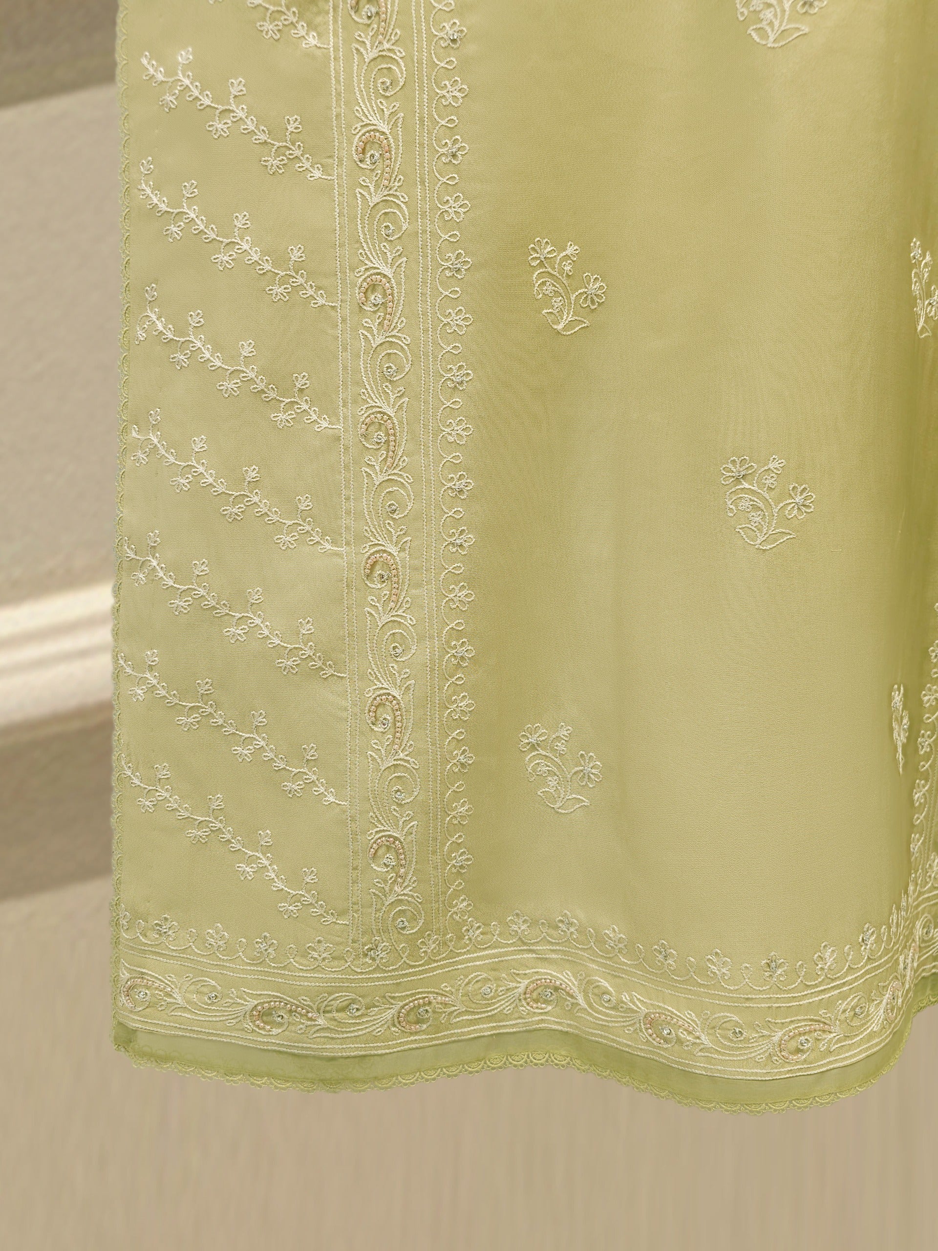 3 Piece-  Pure Embroidered Sheesha Silk Suit S112570