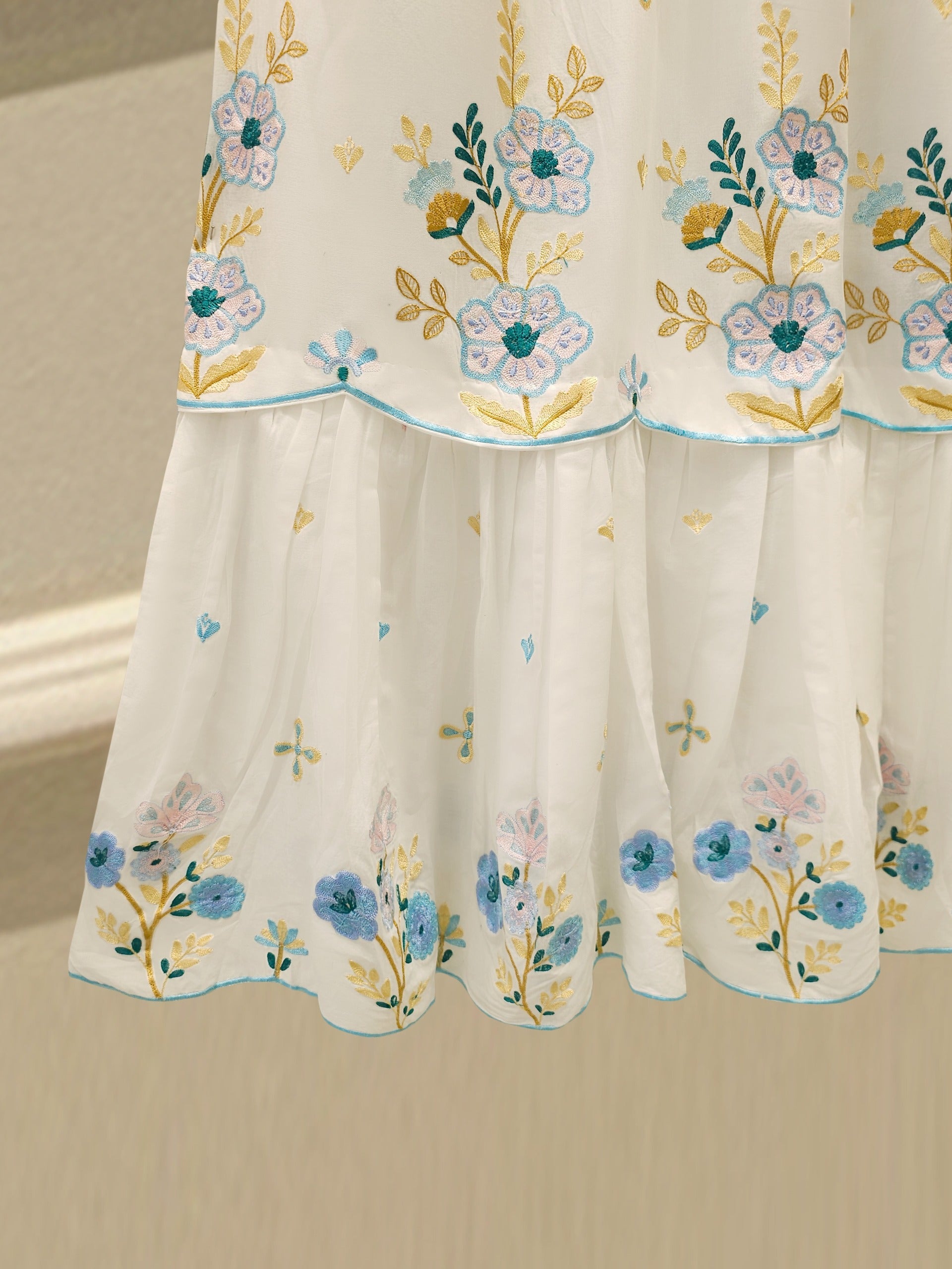 Embroidered Cambric Shirt WS00276