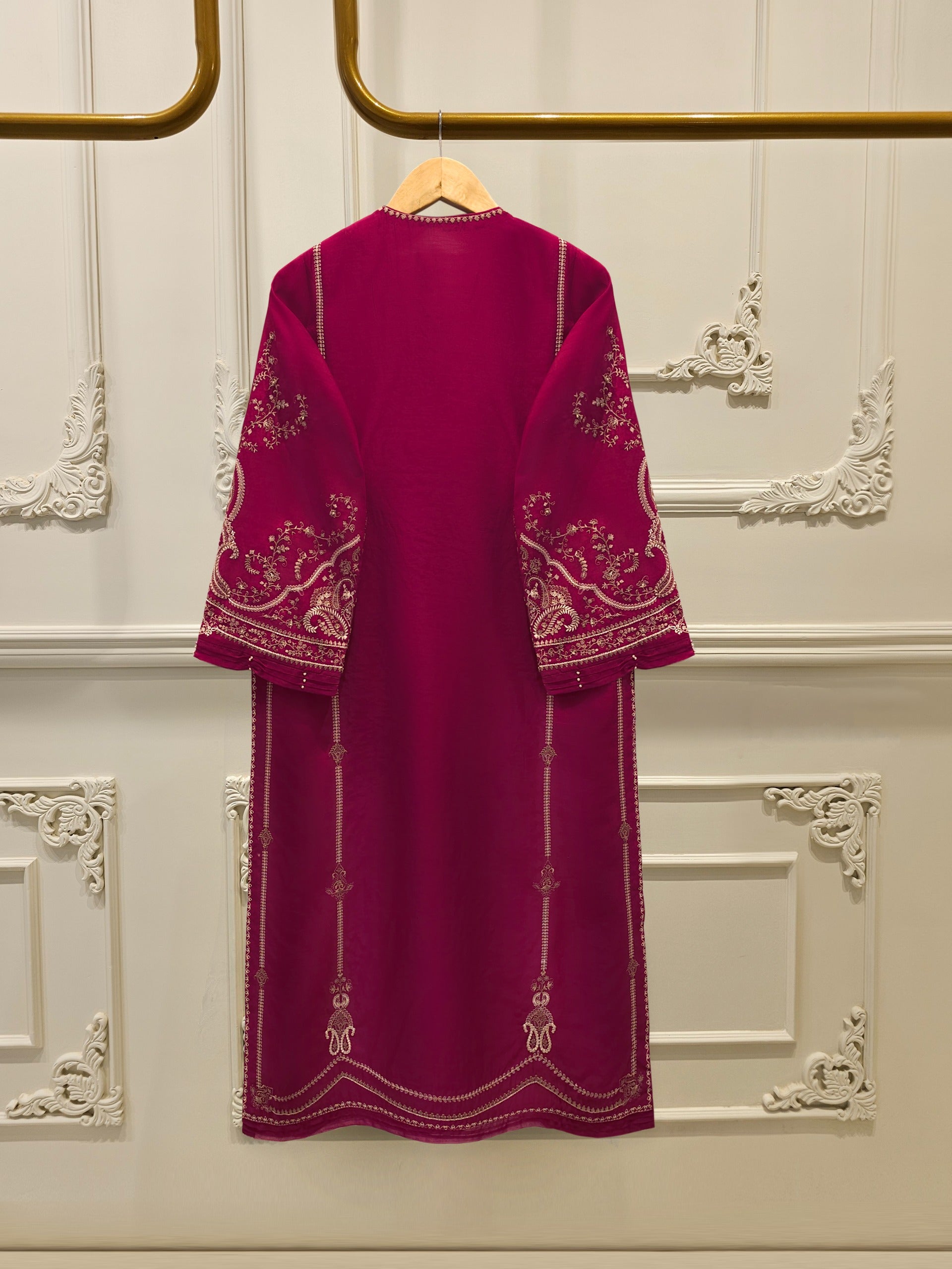 3 Piece-  Pure Embroidered Sheesha Silk Suit S112832
