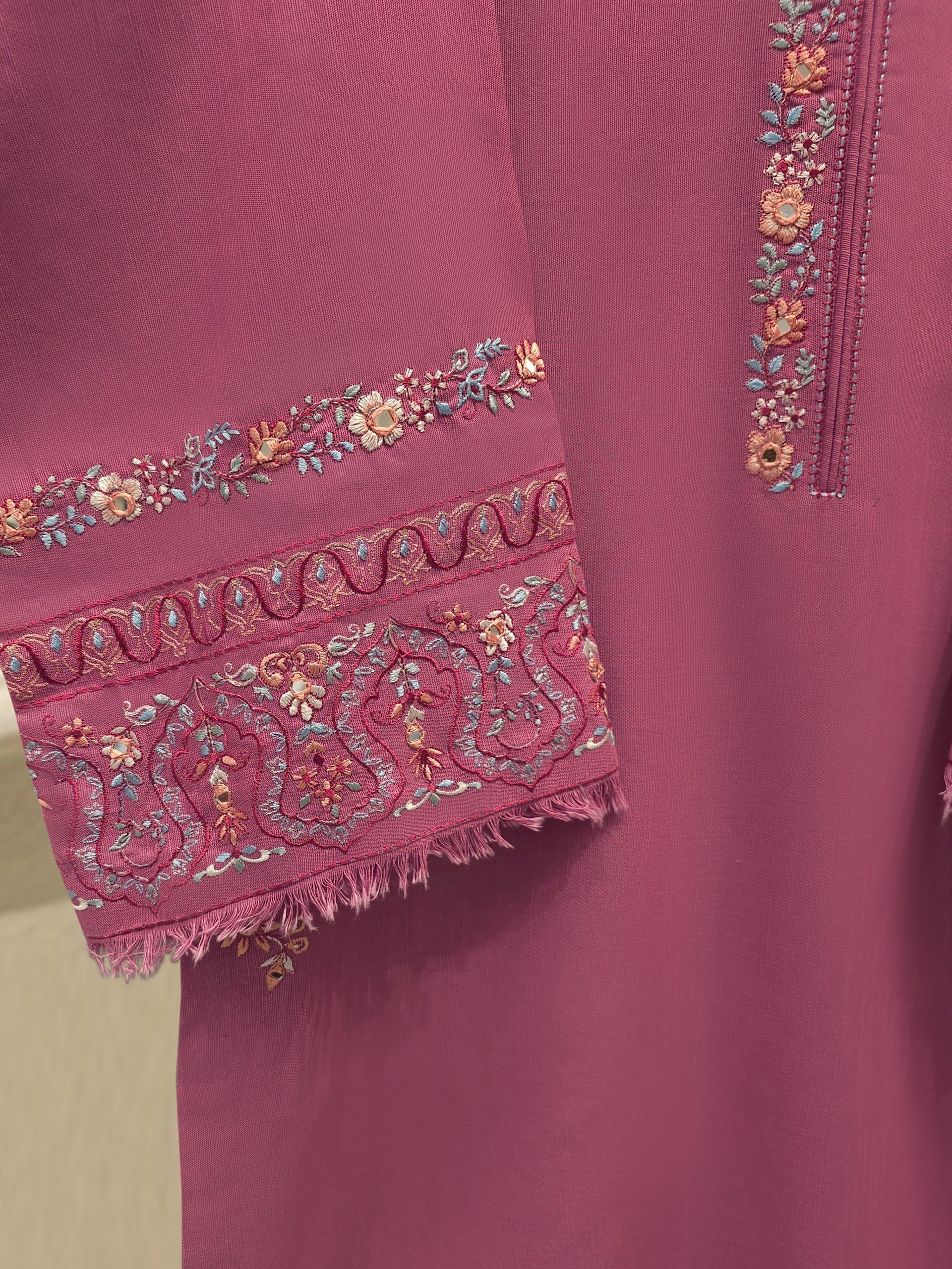 2 Piece - Embroidered  Khaddar Suit S112939
