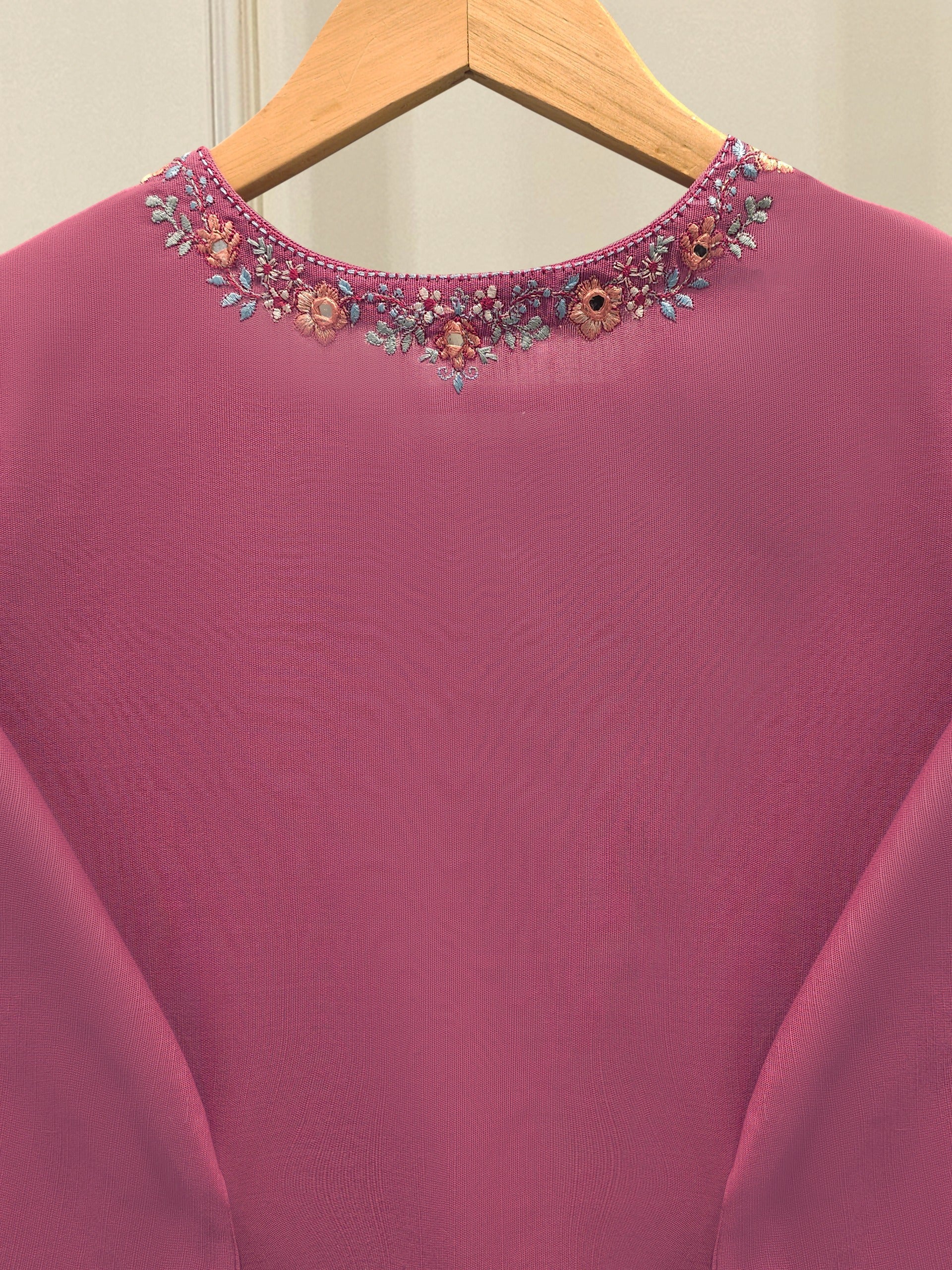 2 Piece - Embroidered  Khaddar Suit S112939