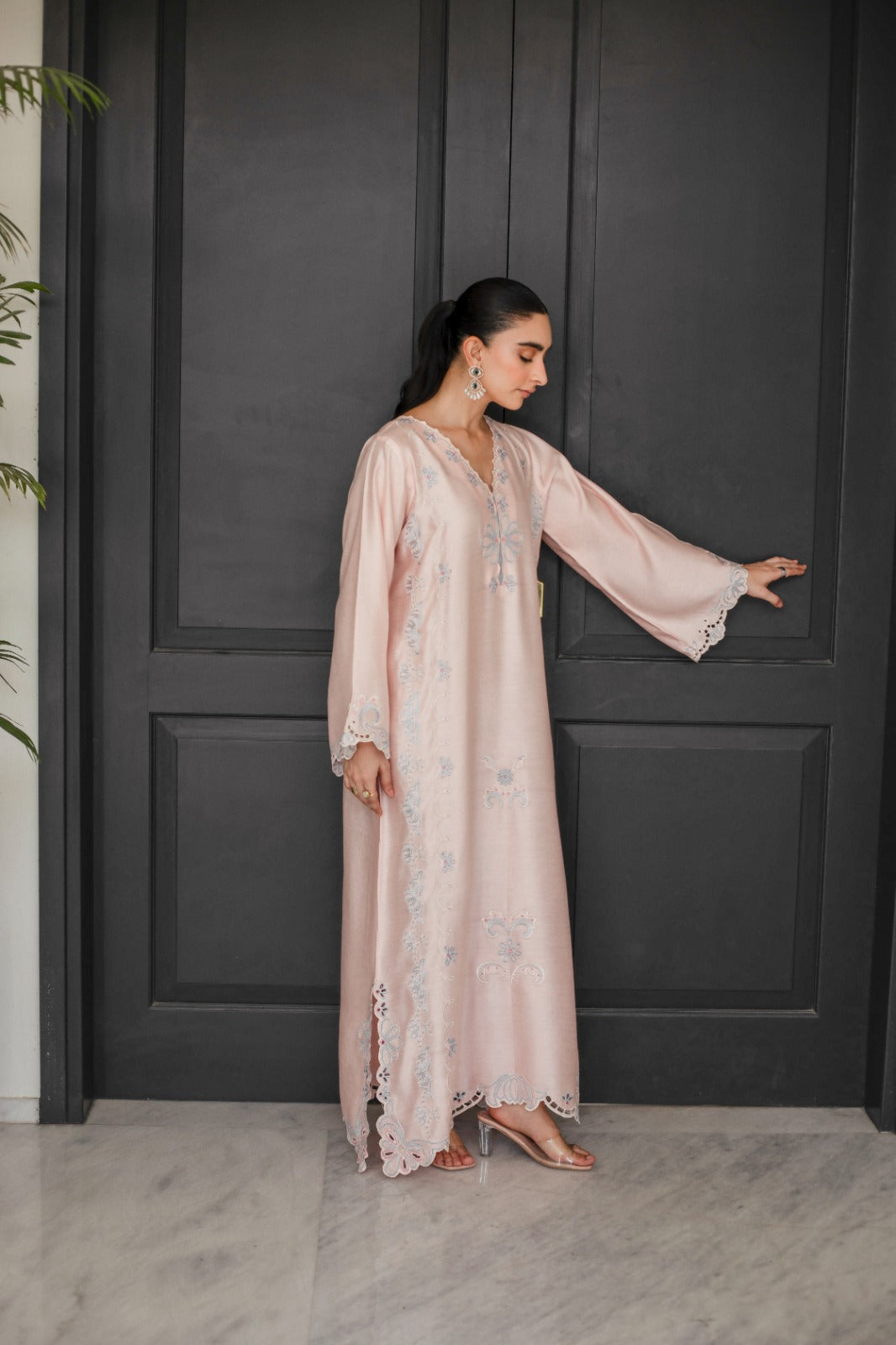 https://cdn.shopify.com/s/files/1/0904/3817/2979/files/WhatsApp_Image_2026-02-07_at_11.59.53_PM_18.jpg?v=1770620828