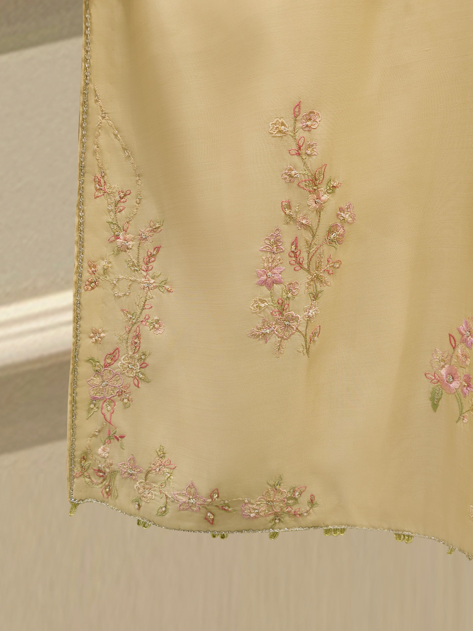3 Piece - Pure Khaddi Silk Embroidered Suit S113334