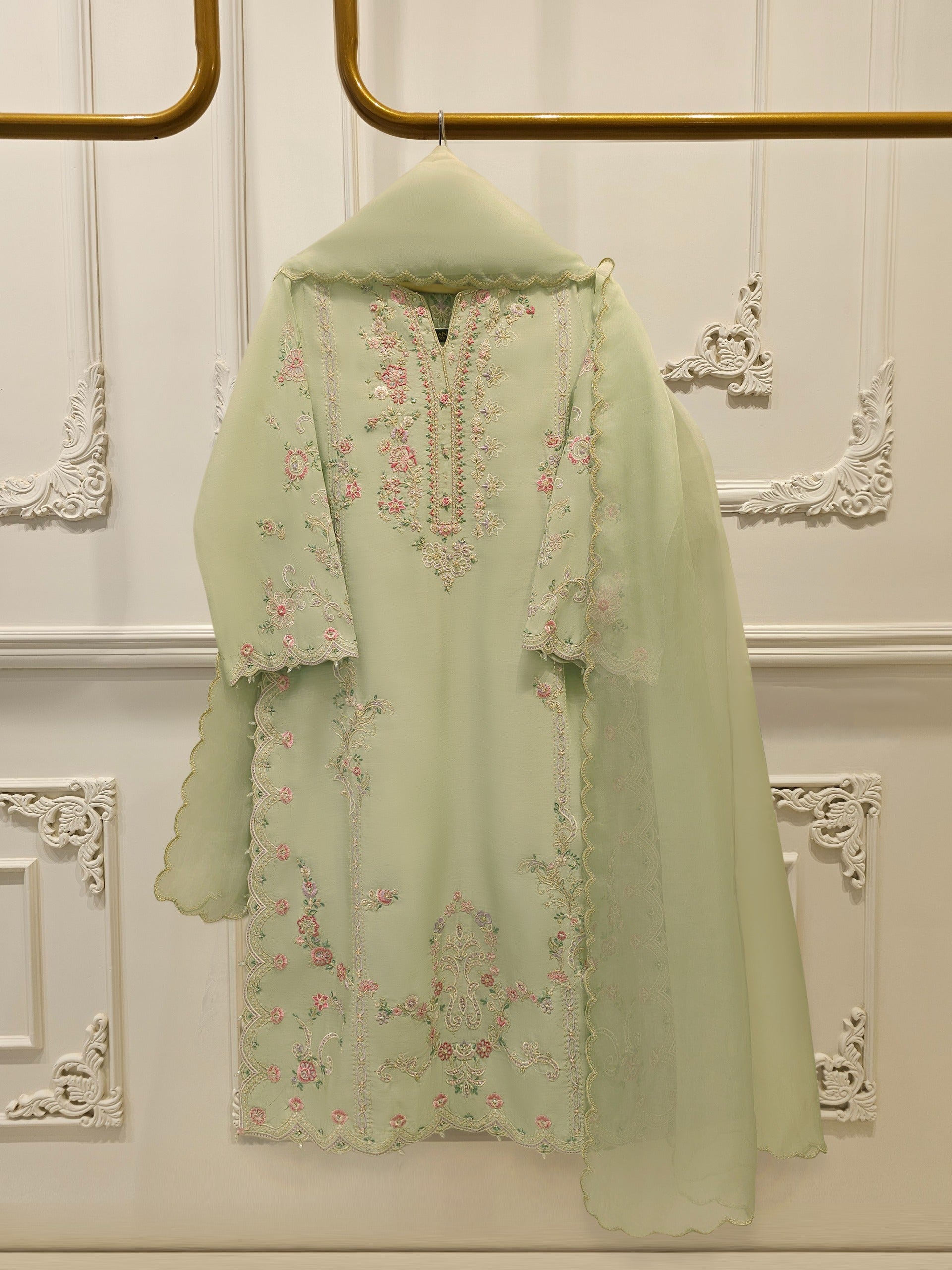 3 Piece - Pure Khaddi Silk Embroidered Suit S114061