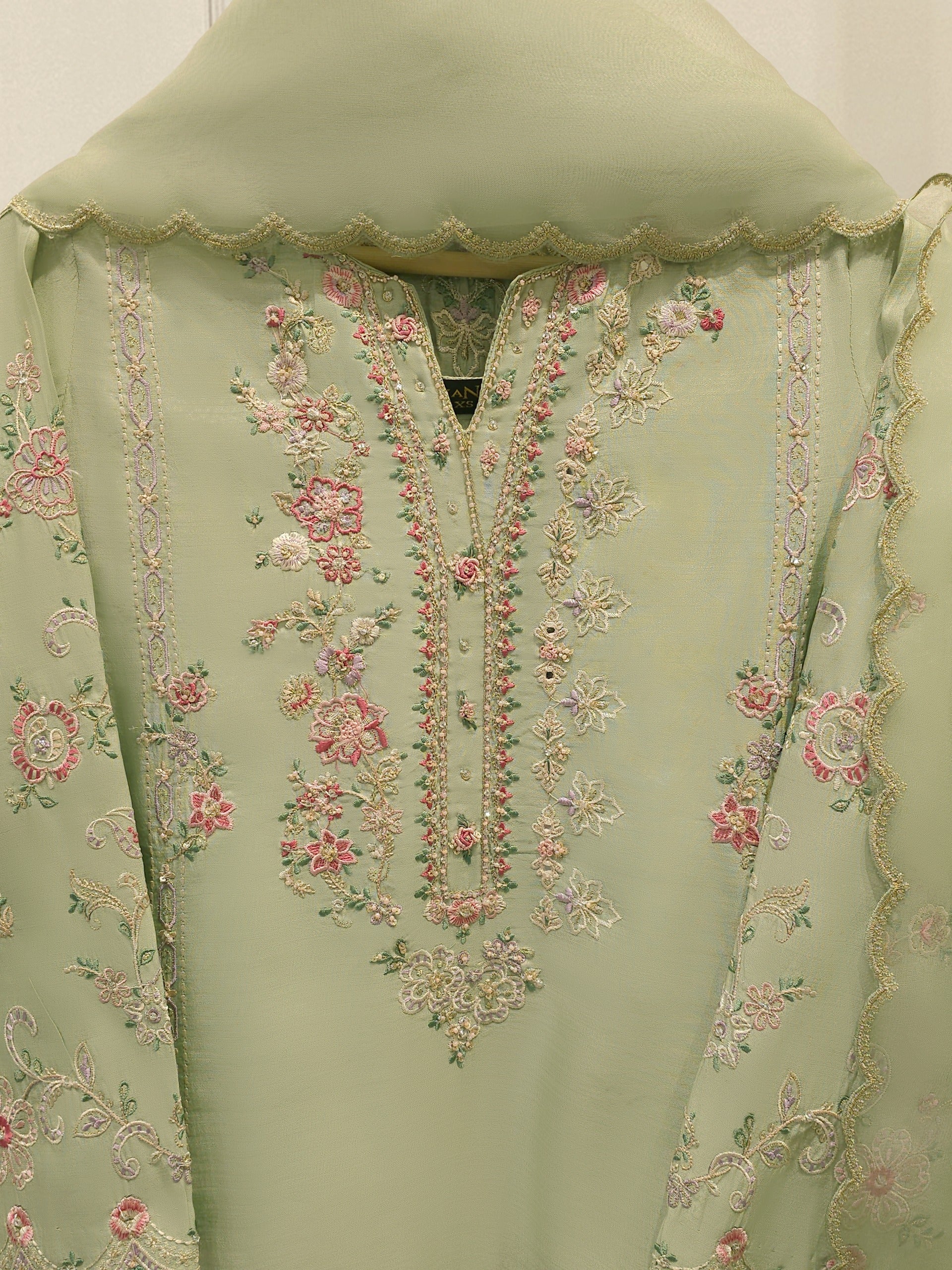 3 Piece - Pure Khaddi Silk Embroidered Suit S114061