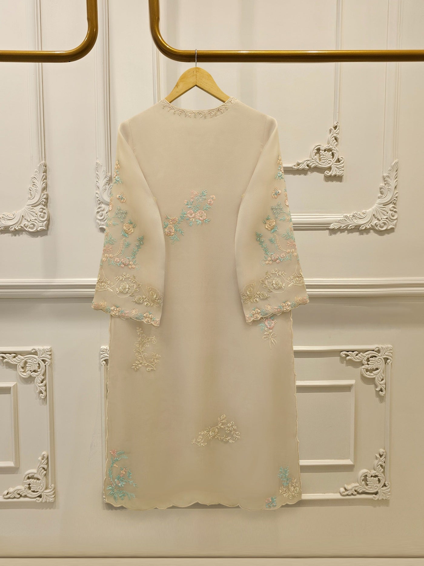 https://cdn.shopify.com/s/files/1/0252/1160/0992/files/WhatsApp_Image_2026-05-04_at_6.01.43_PM.jpg?v=1777904459