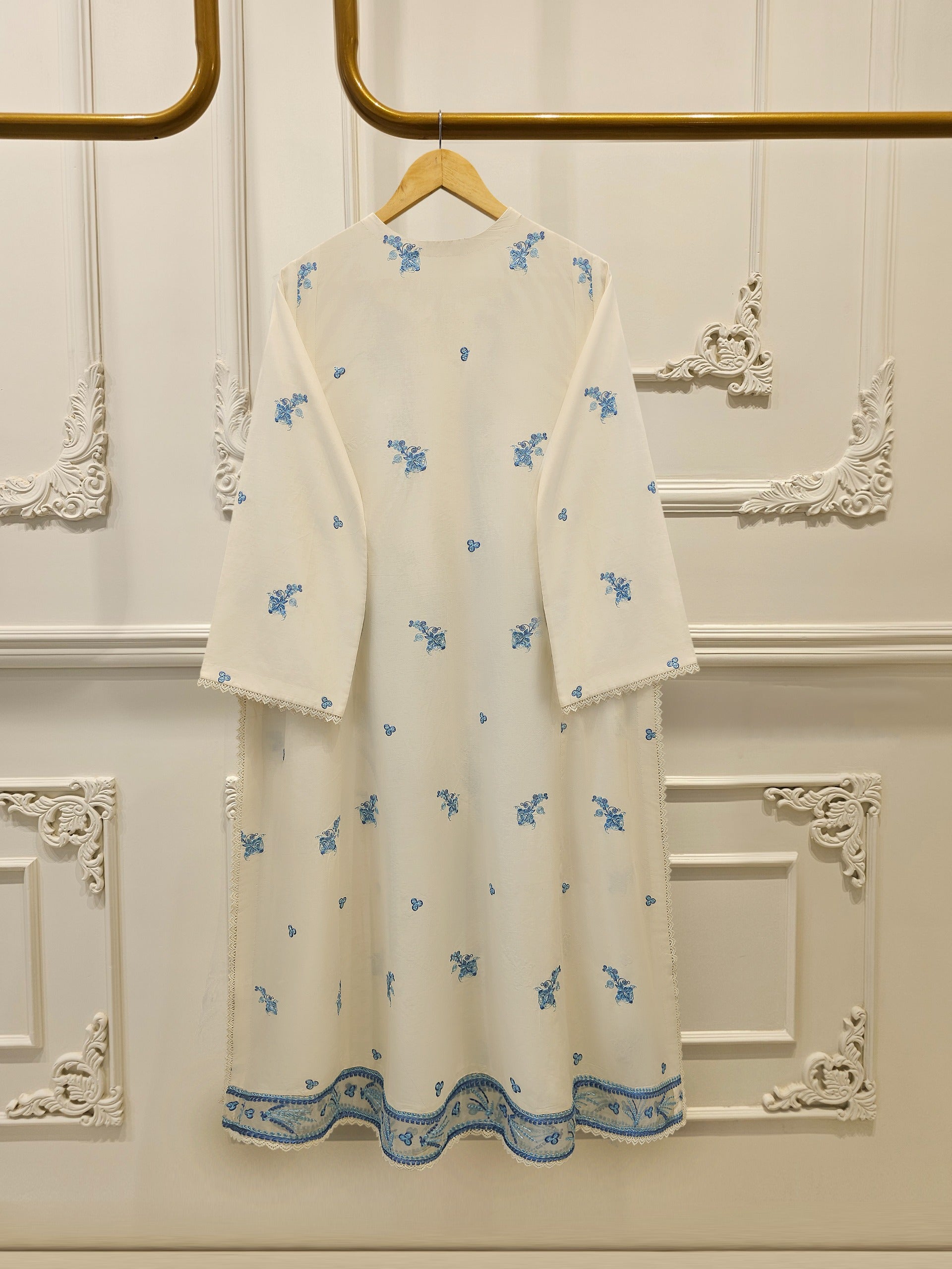 3 Piece - Embroidered Cambric Suit S114281