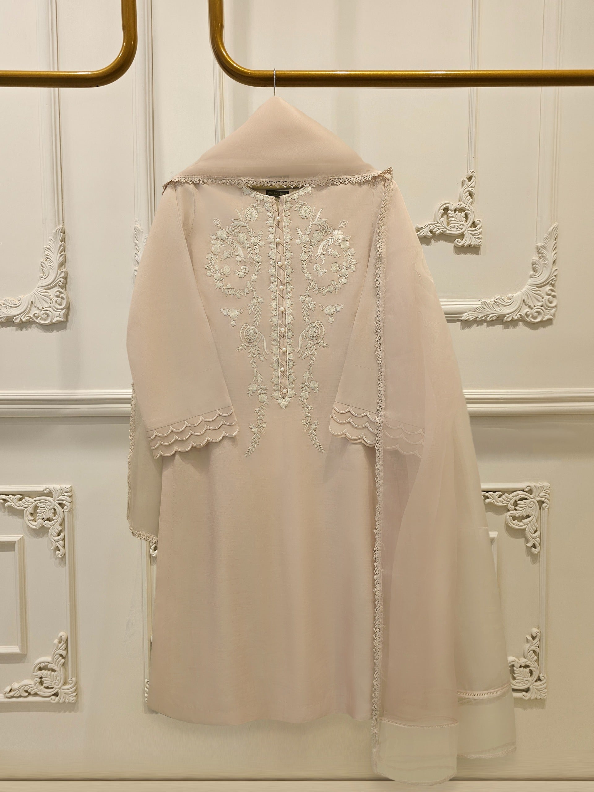 https://cdn.shopify.com/s/files/1/0252/1160/0992/files/WhatsApp_Image_2026-05-05_at_5.36.57_PM_8775212c-cebb-4e25-8114-1d43d7ea4ca5.jpg?v=1777990258