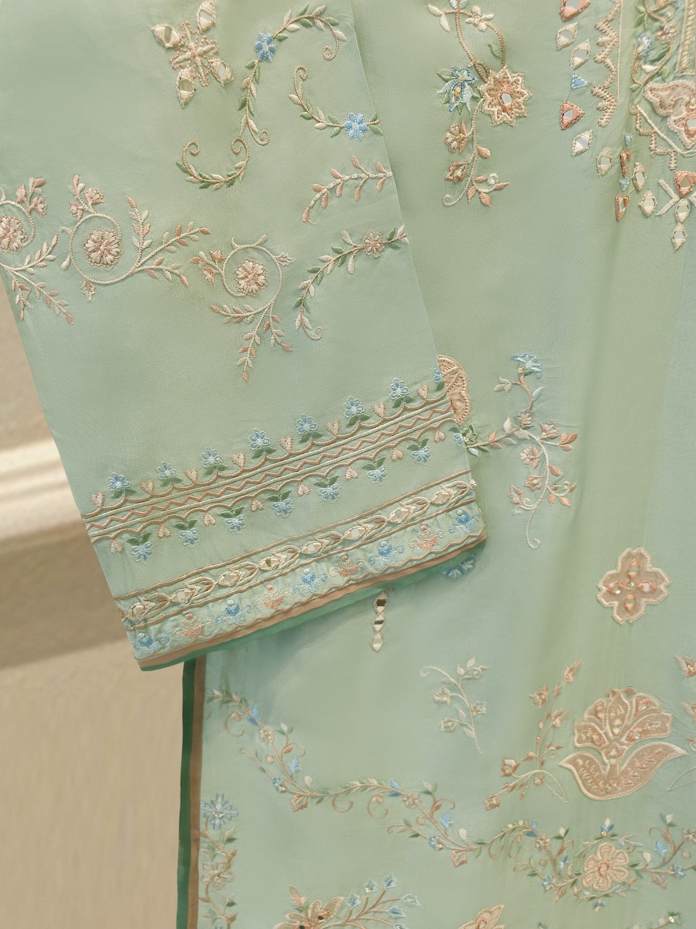 3 Piece- Pure Sheesha Silk Embroidered Suit S114321
