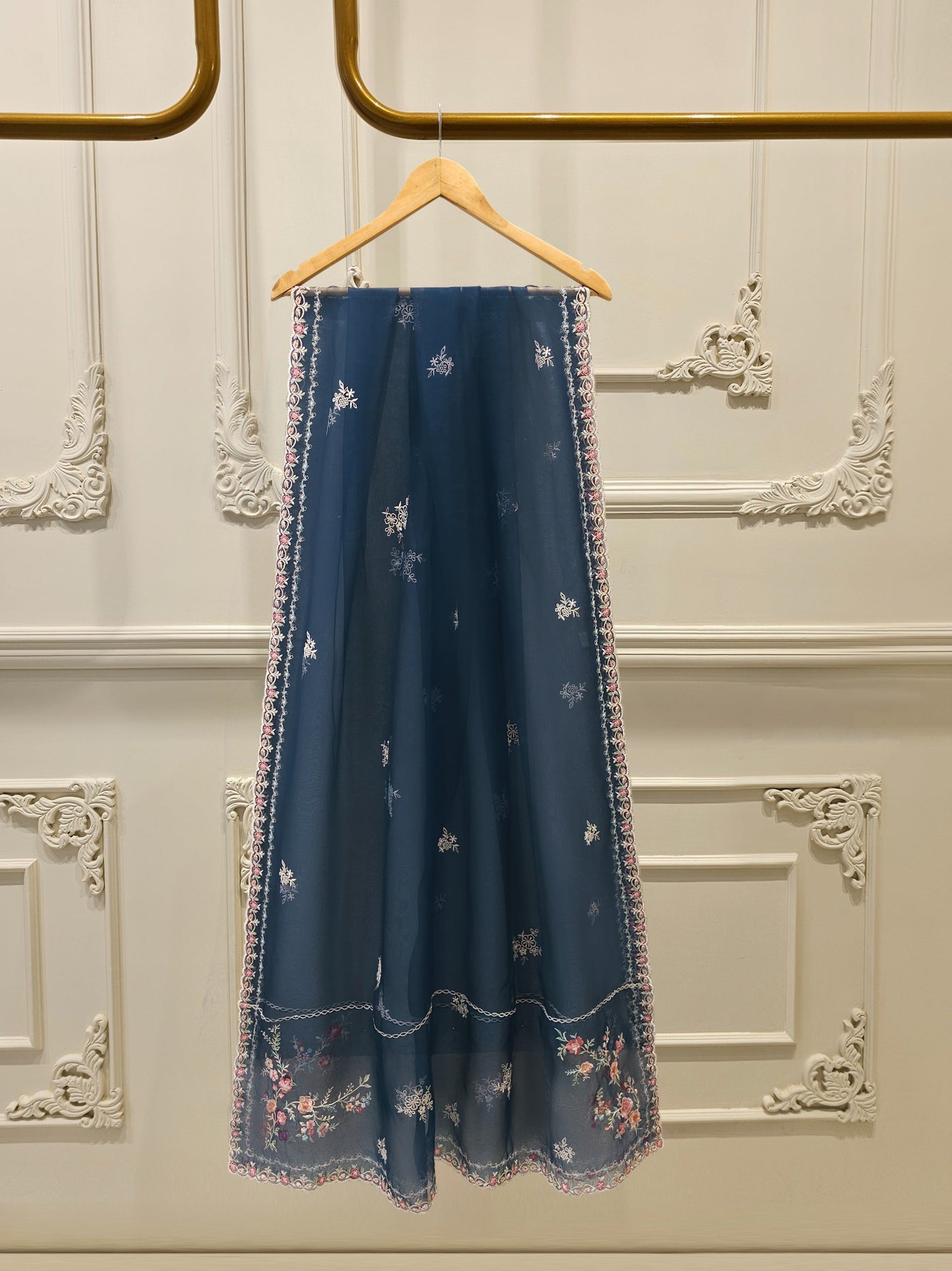 3 Piece - Pure Khaddi Silk Embroidered Suit S114379