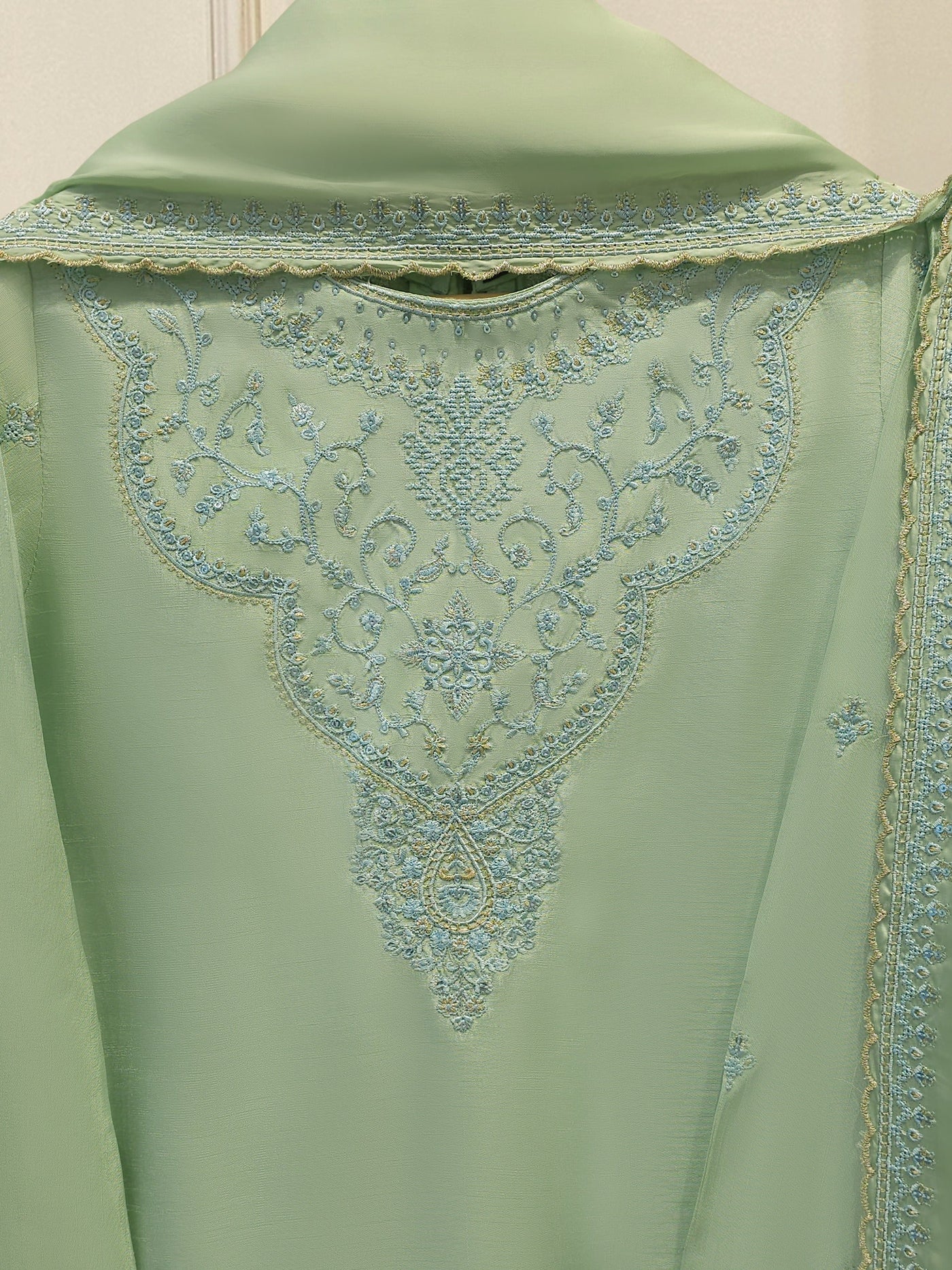 3 Piece - Pure Khaddi Silk Embroidered S114506