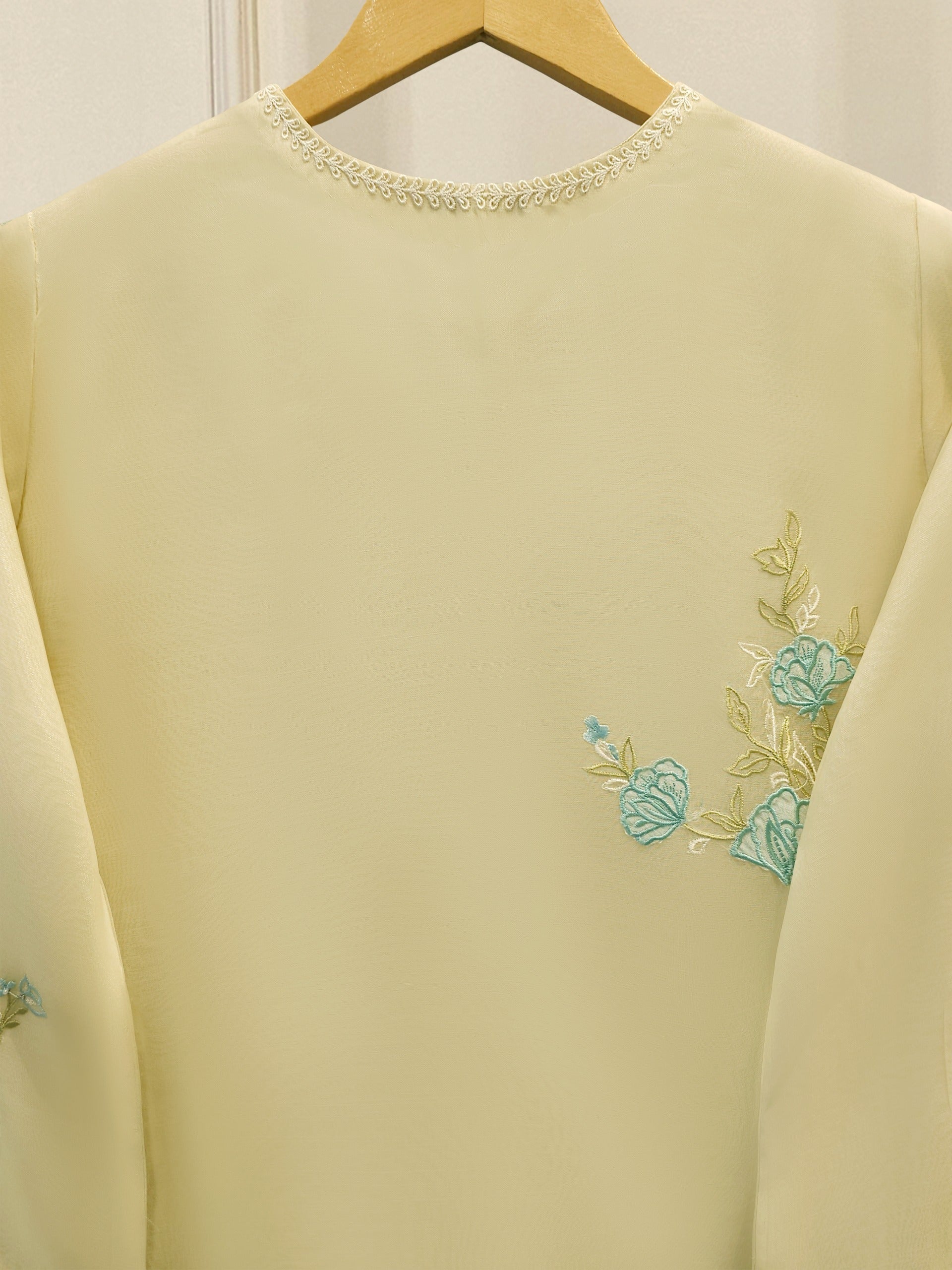 3 Piece - Pure Organza Embroidered Suit S114530
