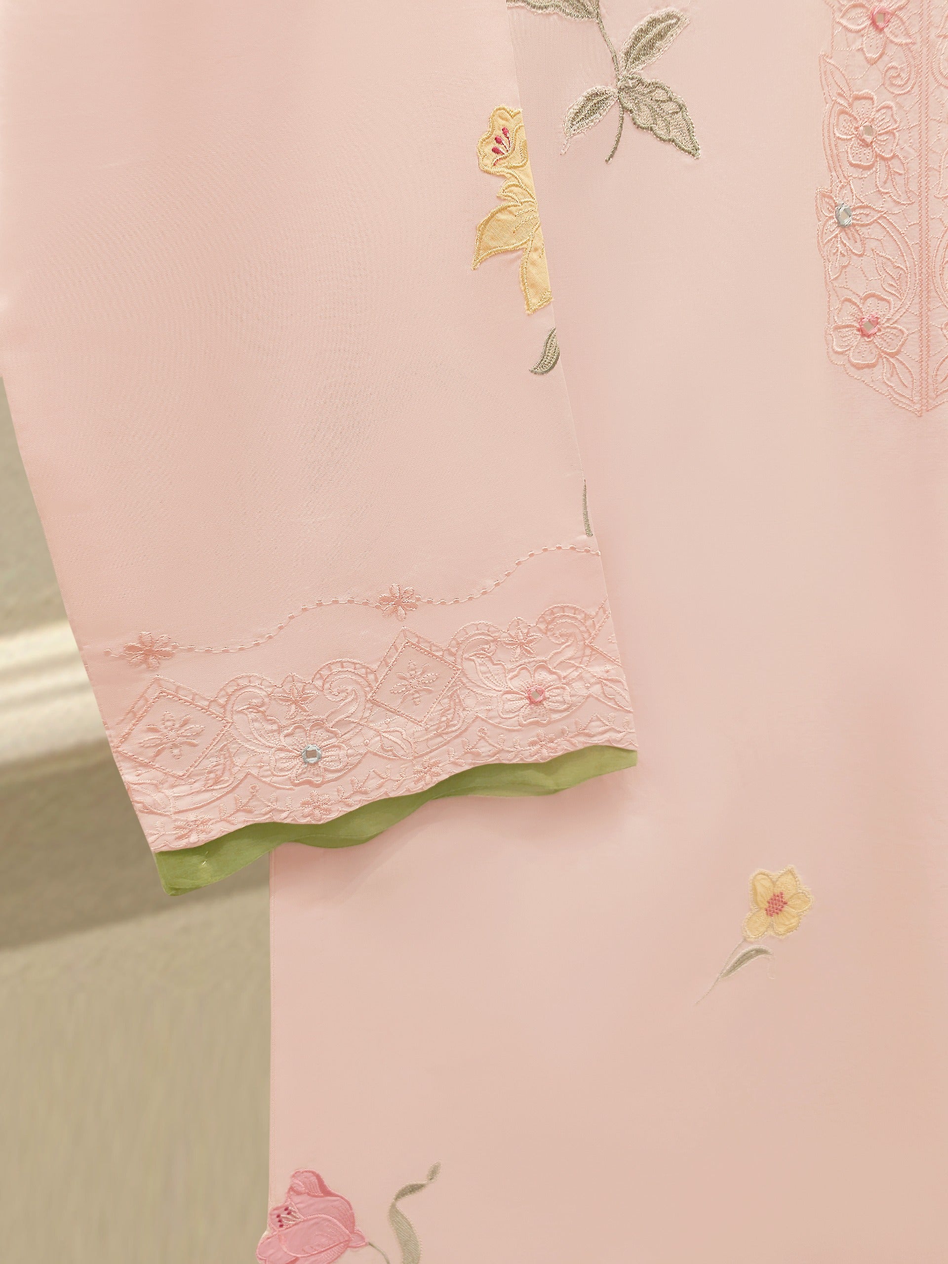 https://cdn.shopify.com/s/files/1/0252/1160/0992/files/WhatsApp_Image_2026-06-02_at_5.24.42_PM.jpg?v=1780404395