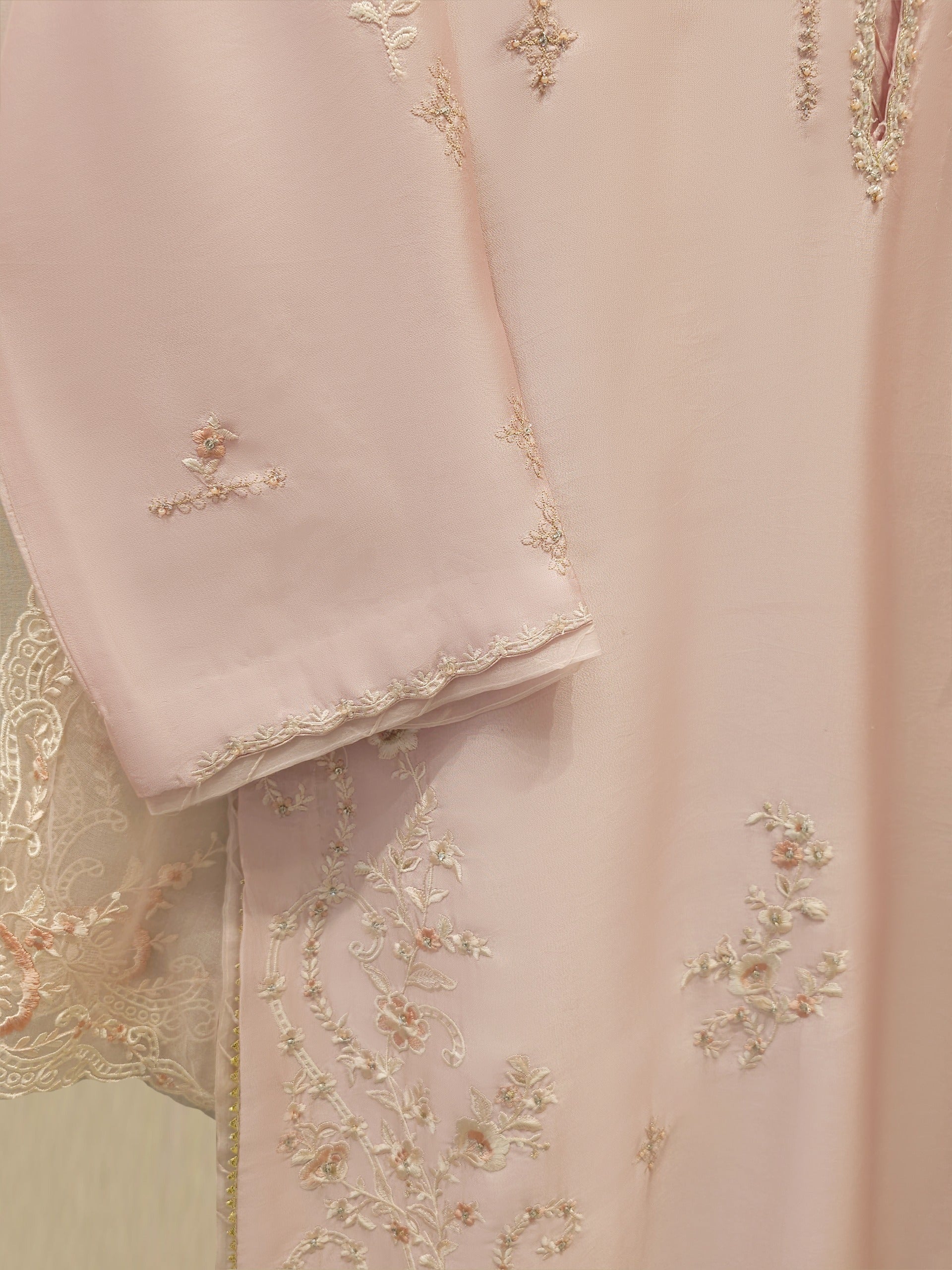 3 Piece- Pure  Sheesha Silk Embroidered Suit S115042