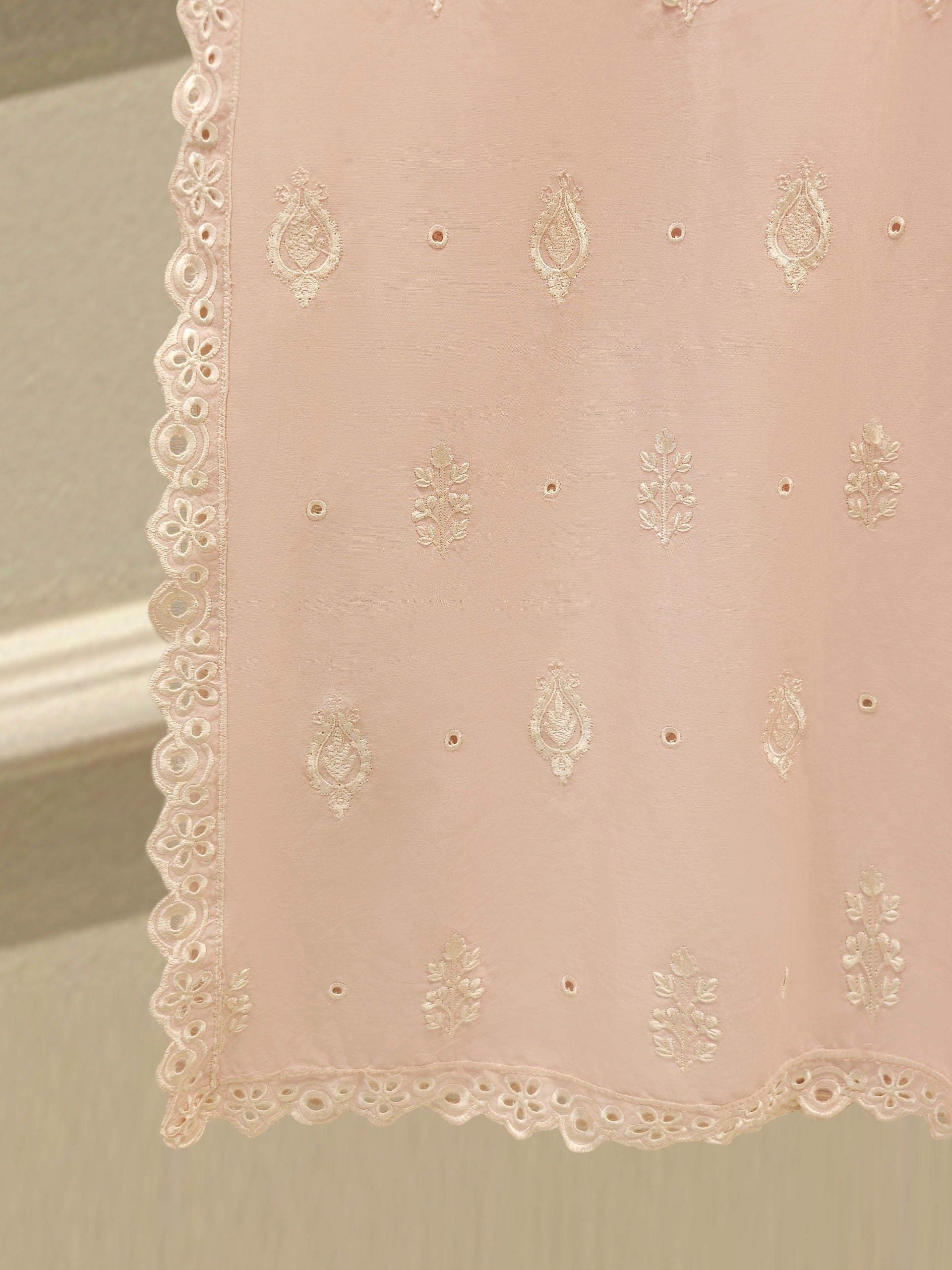 3 Piece - Embroidered Pure Lawn Voile – Premium Lightweight Fabric S115138