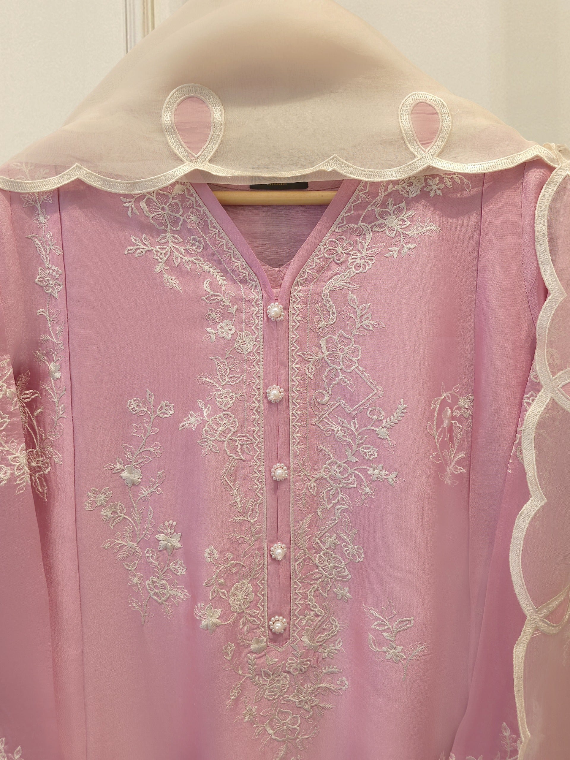 3 Piece- Pure  Sheesha Silk Embroidered Suit S115291