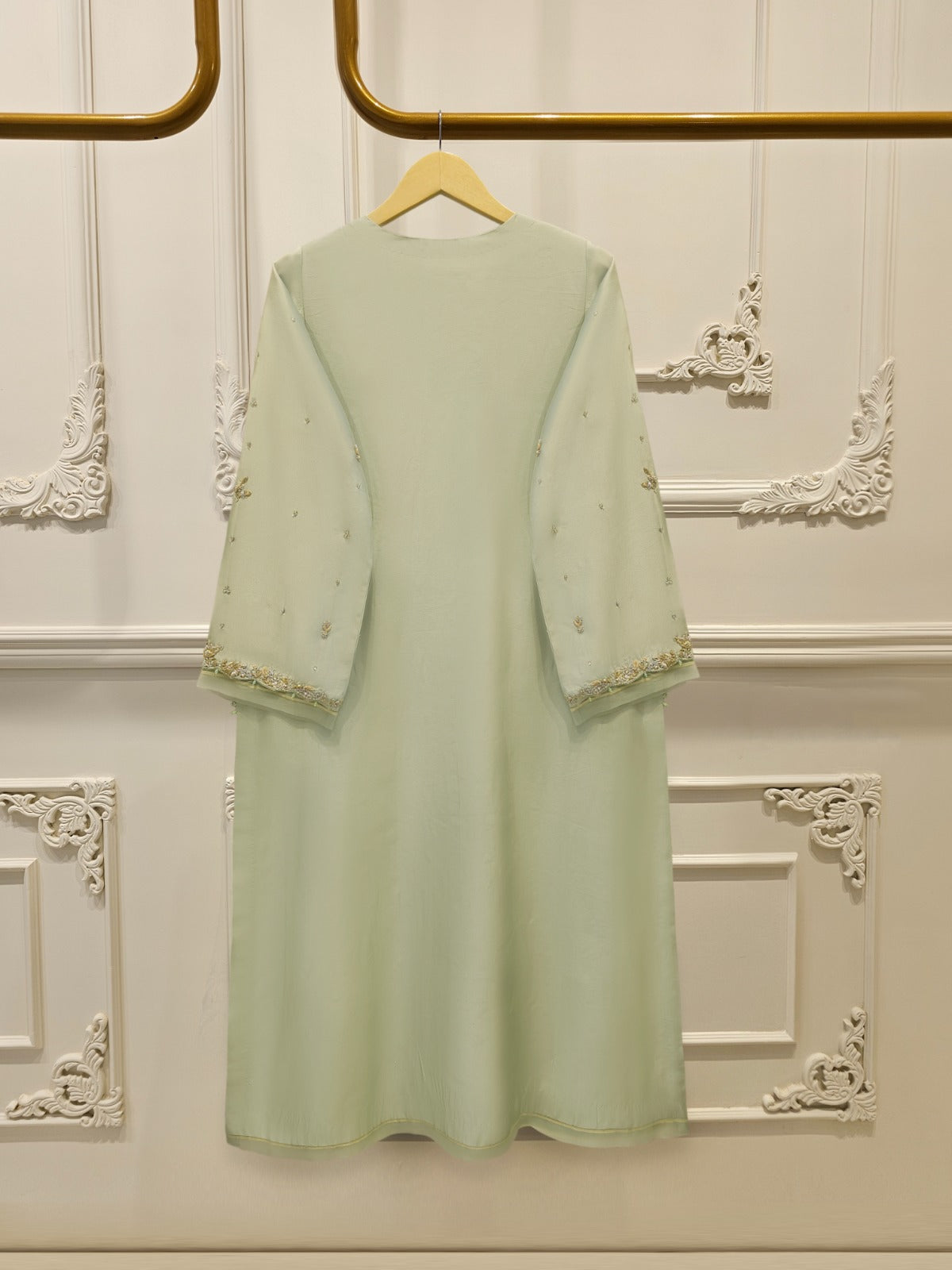 2 Piece- Pure Sheesha Silk Embroidered Suit S115404