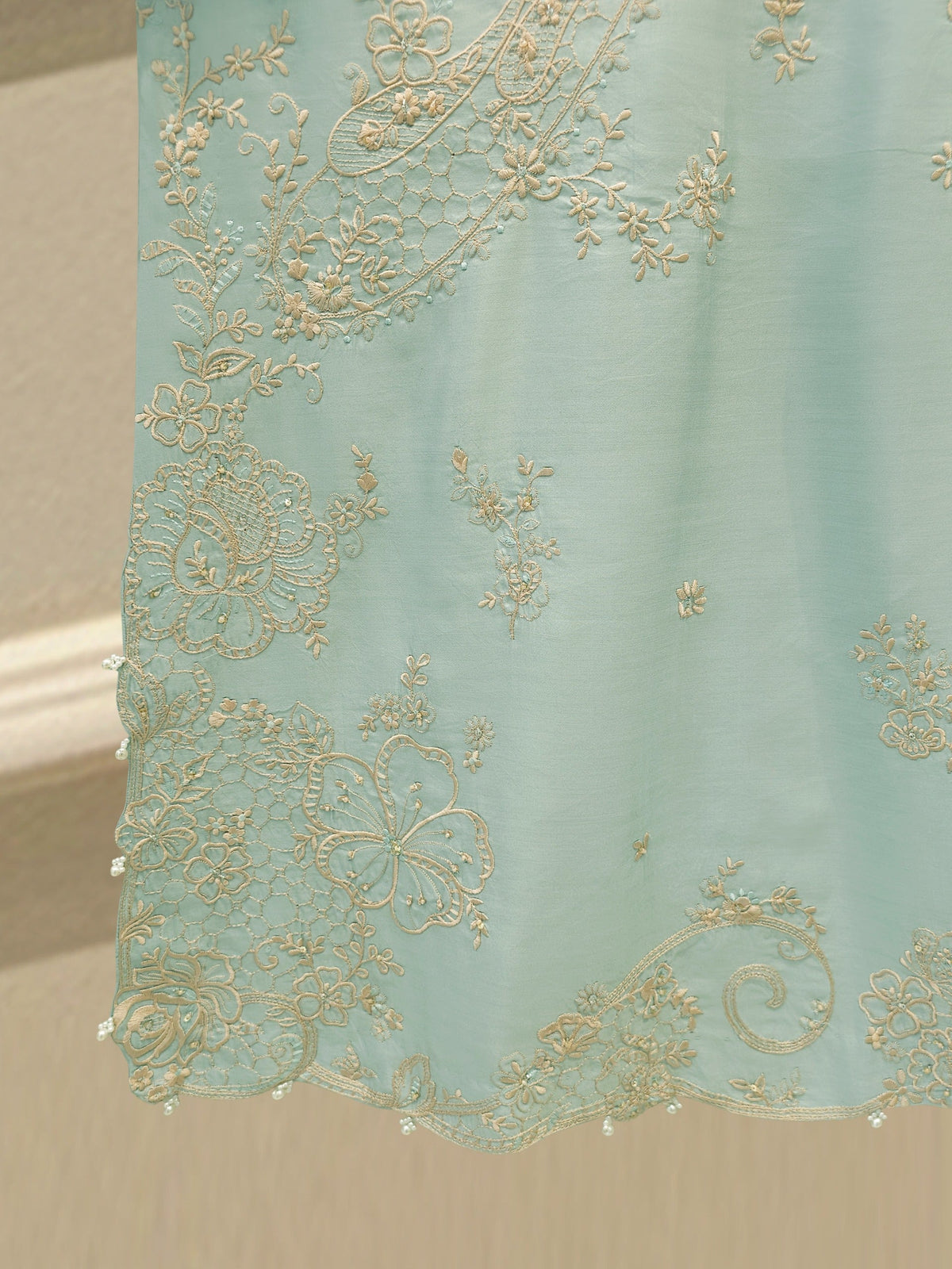 3 Piece - Pure Khaddi Silk Embroidered  Suit S115571