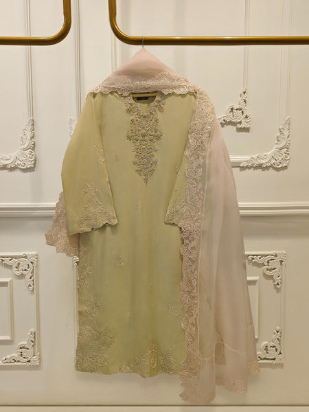 3 Piece - Pure Khaddi Silk Embroidered  Suit S115582