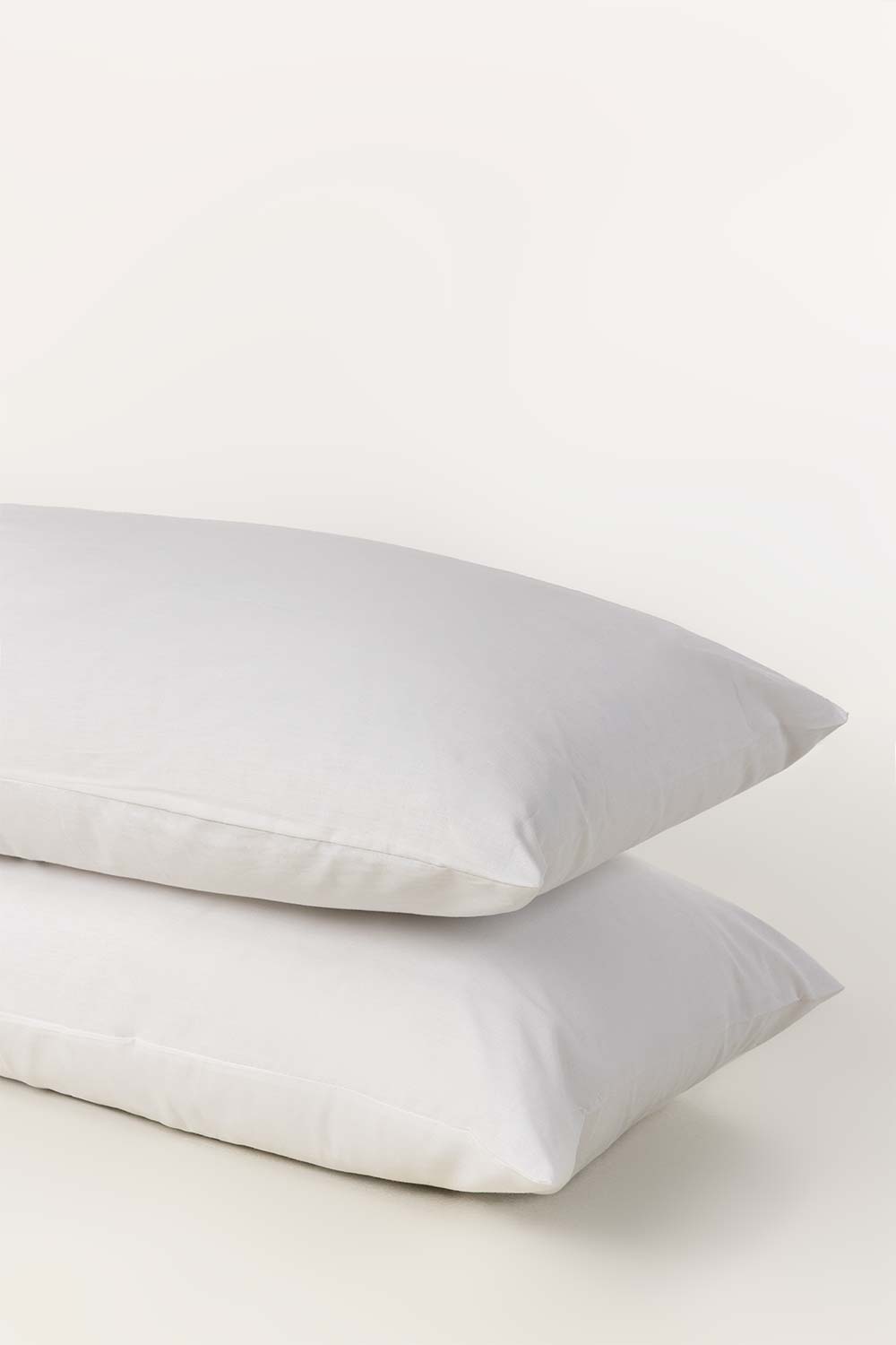 White 2Pcs Dyed Pillow Pack