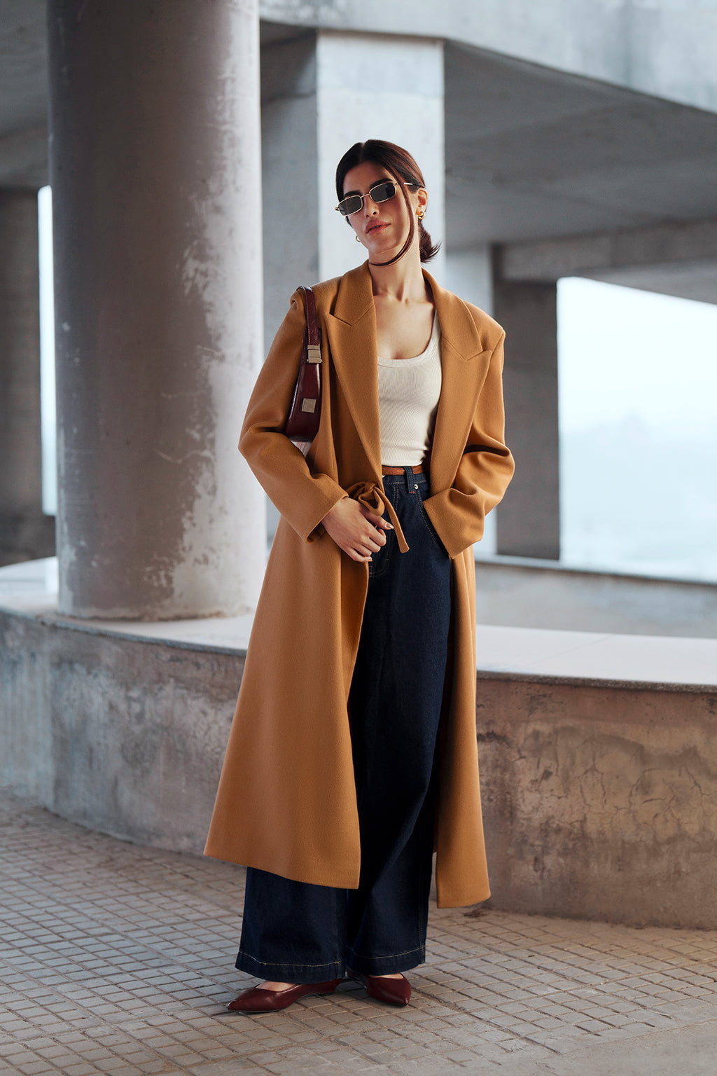 https://cdn.shopify.com/s/files/1/0019/7217/4947/files/WinterEditResizeData_0085_MTB01128_38e76bcb-e0ee-41b1-b357-1c4ef02c5866.jpg?v=1764928871