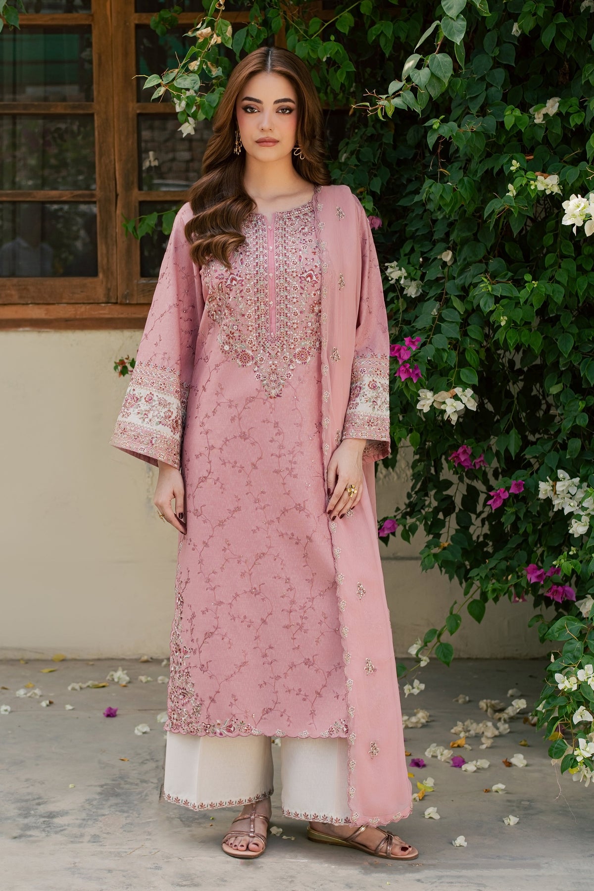 Yashfa 3Pc - Embroidered Karandi Pret