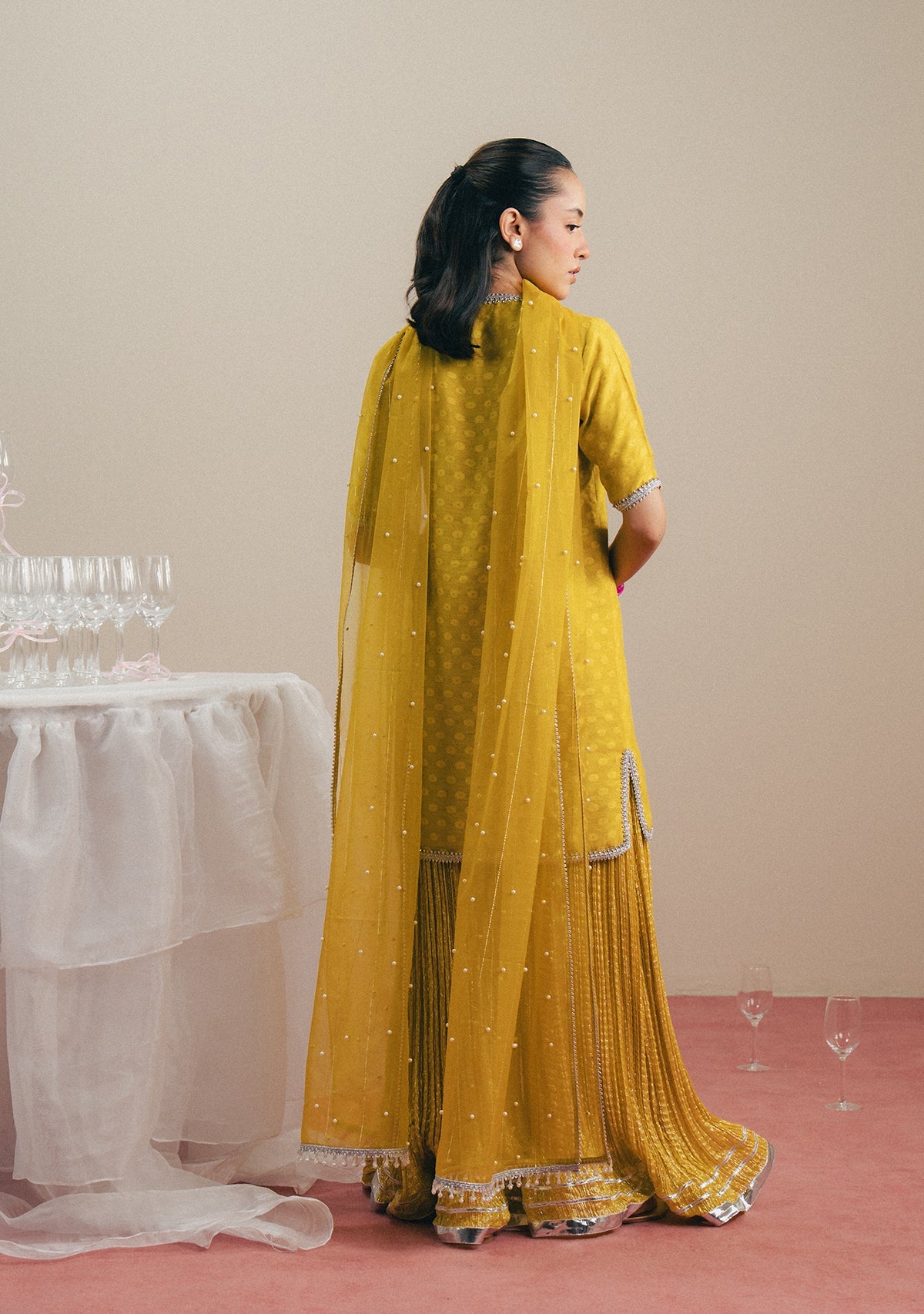 https://cdn.shopify.com/s/files/1/0676/8177/9968/files/ZARI4.jpg?v=1754657015