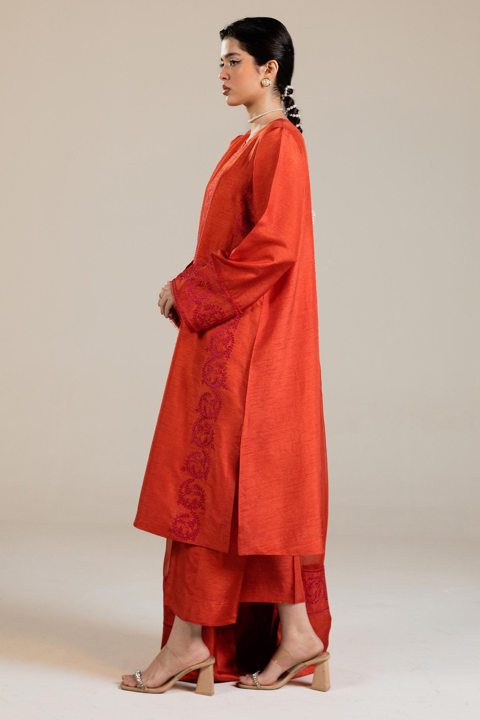 https://cdn.shopify.com/s/files/1/0340/8376/6405/files/ZC-1985e.jpg?v=1706009027