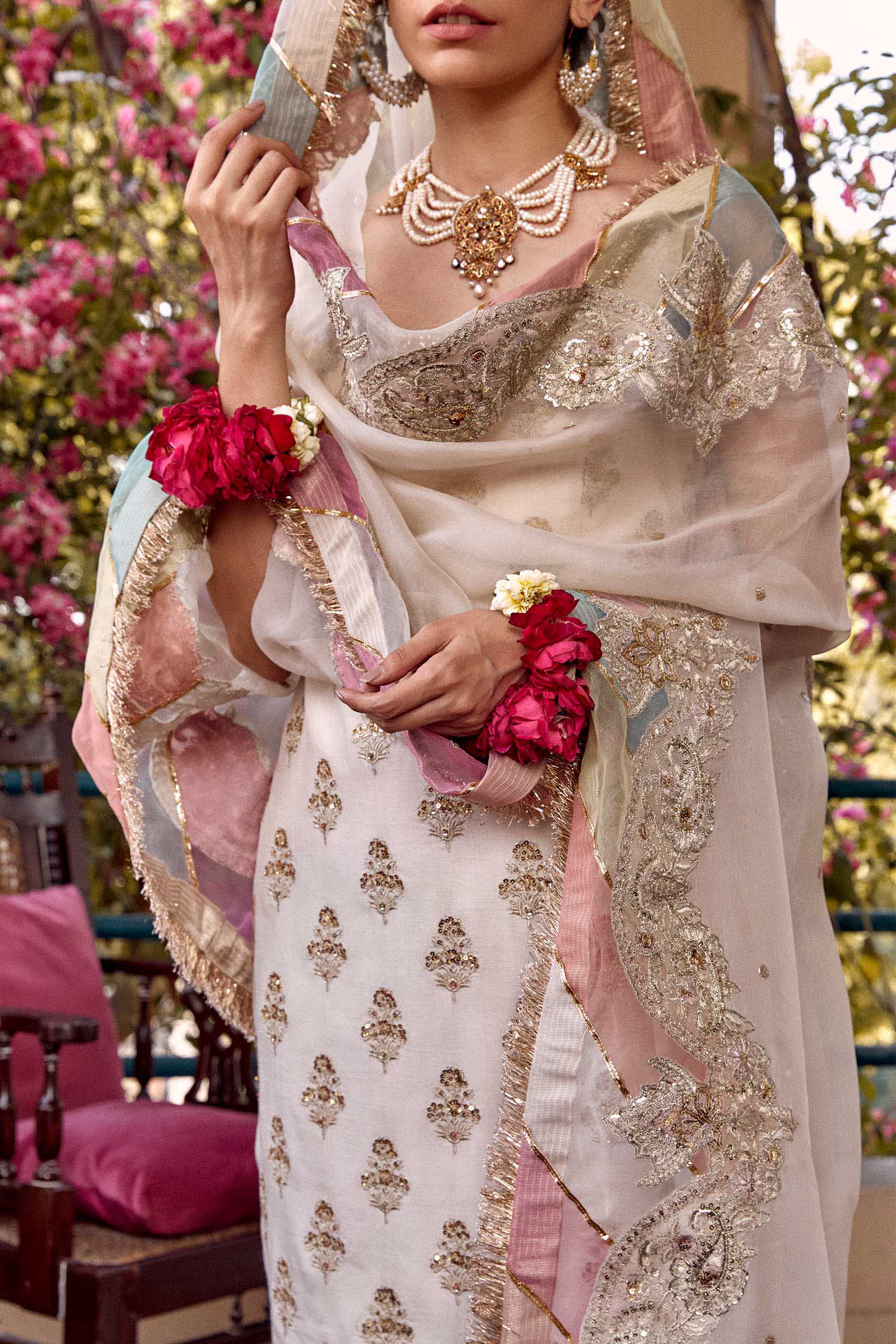 MUMTAZ