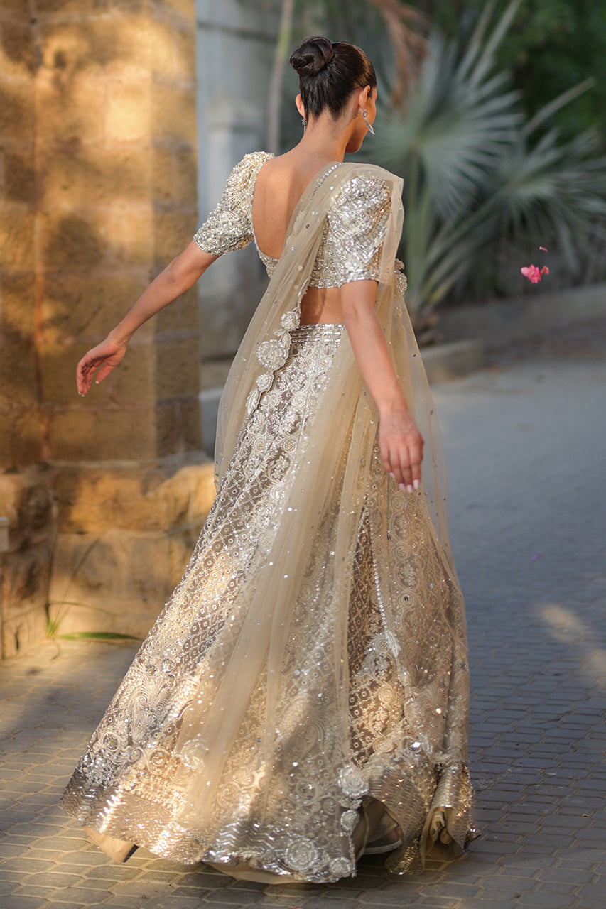 https://cdn.shopify.com/s/files/1/0588/3661/5221/products/ZEXTRAPROPSMEHLUMSMLP-30.jpg?v=1705063697