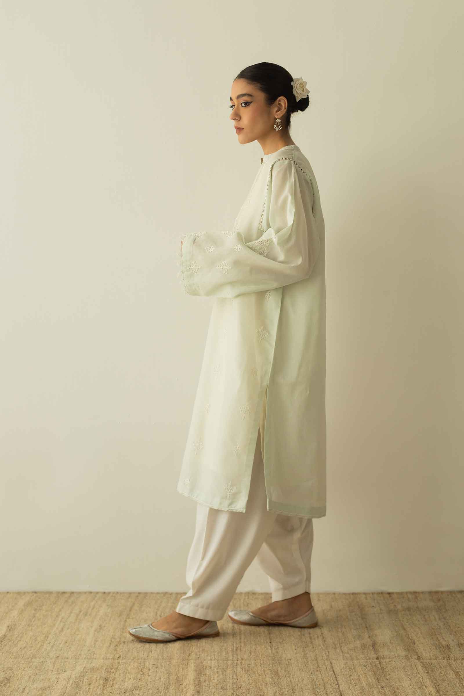 https://cdn.shopify.com/s/files/1/0340/8376/6405/products/ZHC-011d.jpg?v=1693401350