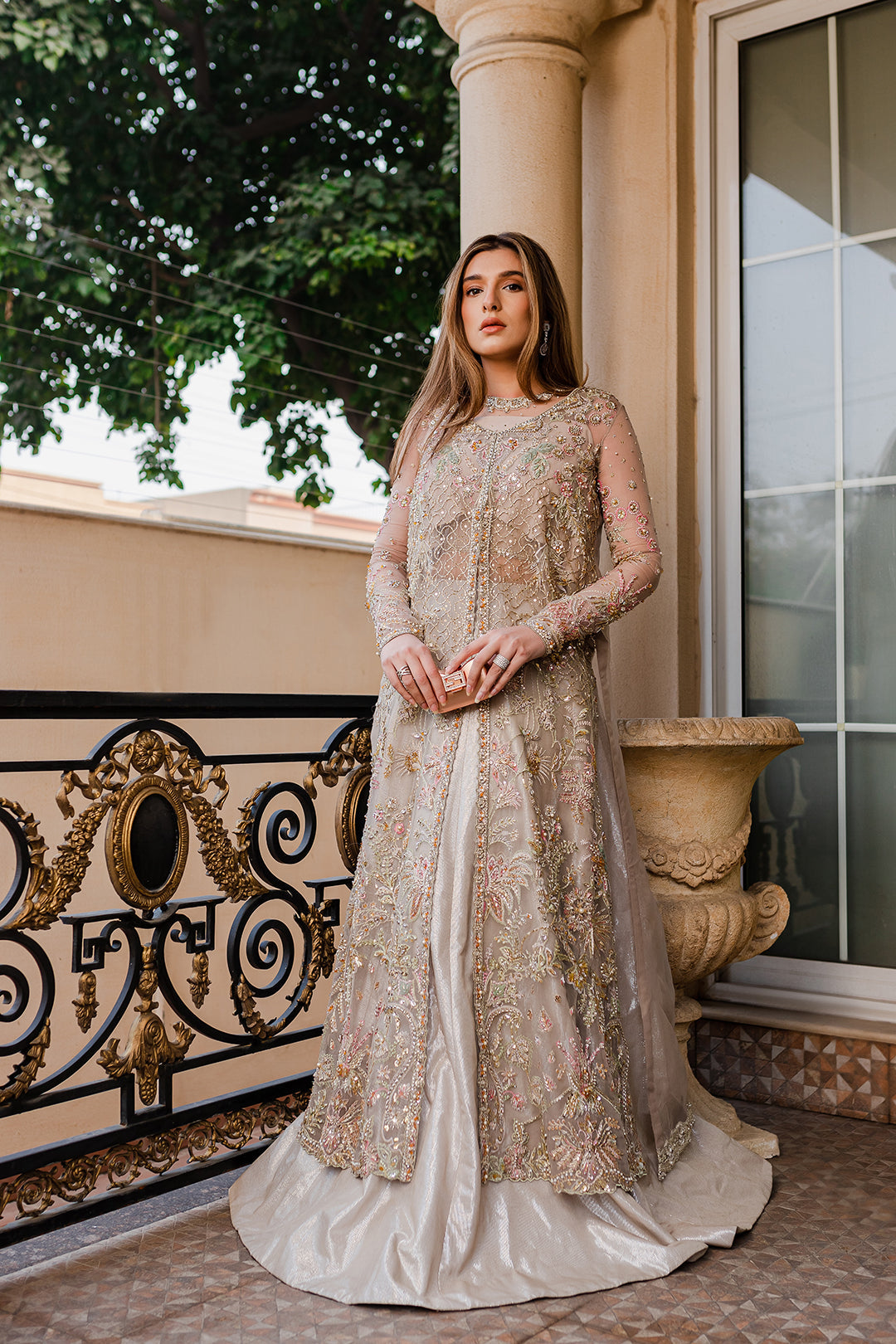 https://cdn.shopify.com/s/files/1/0523/4327/5696/products/Zainab-1.jpg?v=1755960738