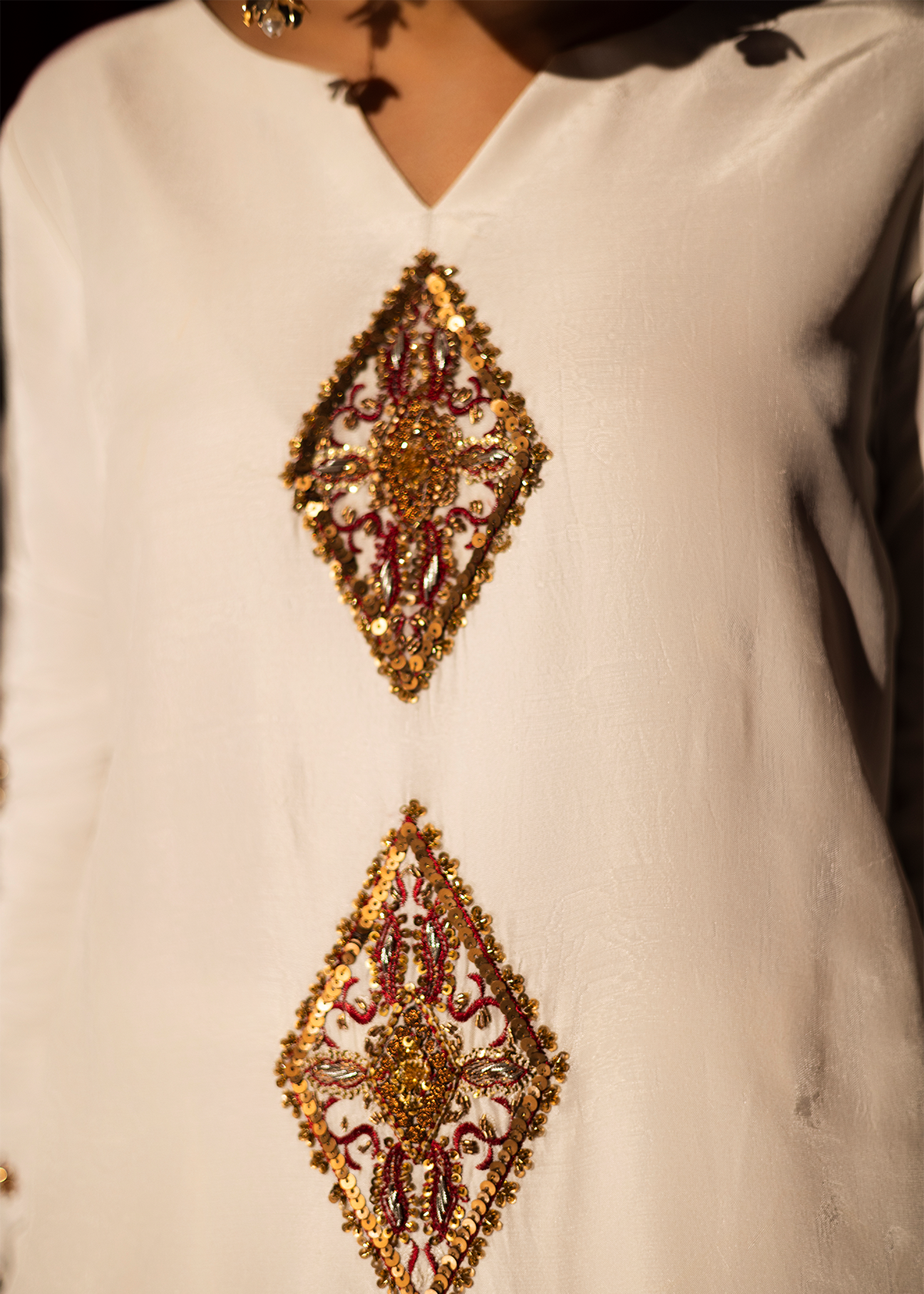 White - LIORA