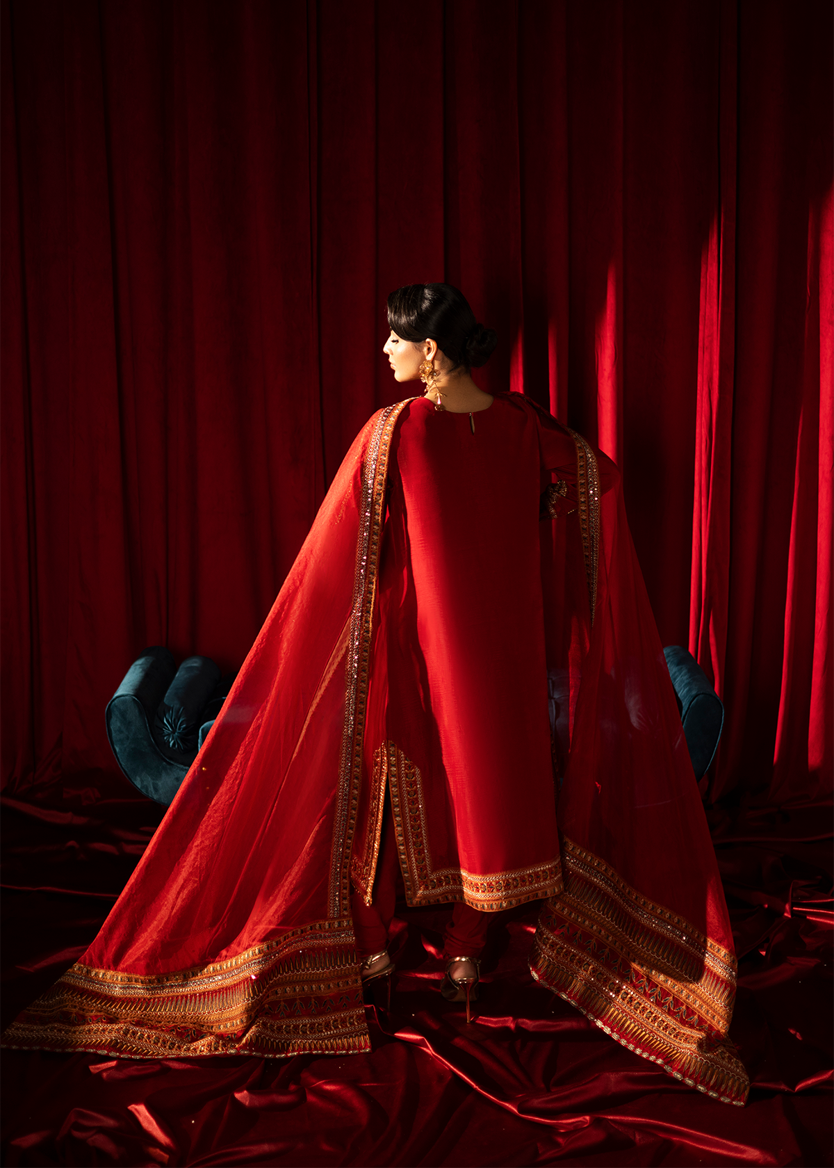 Red - SCARLET