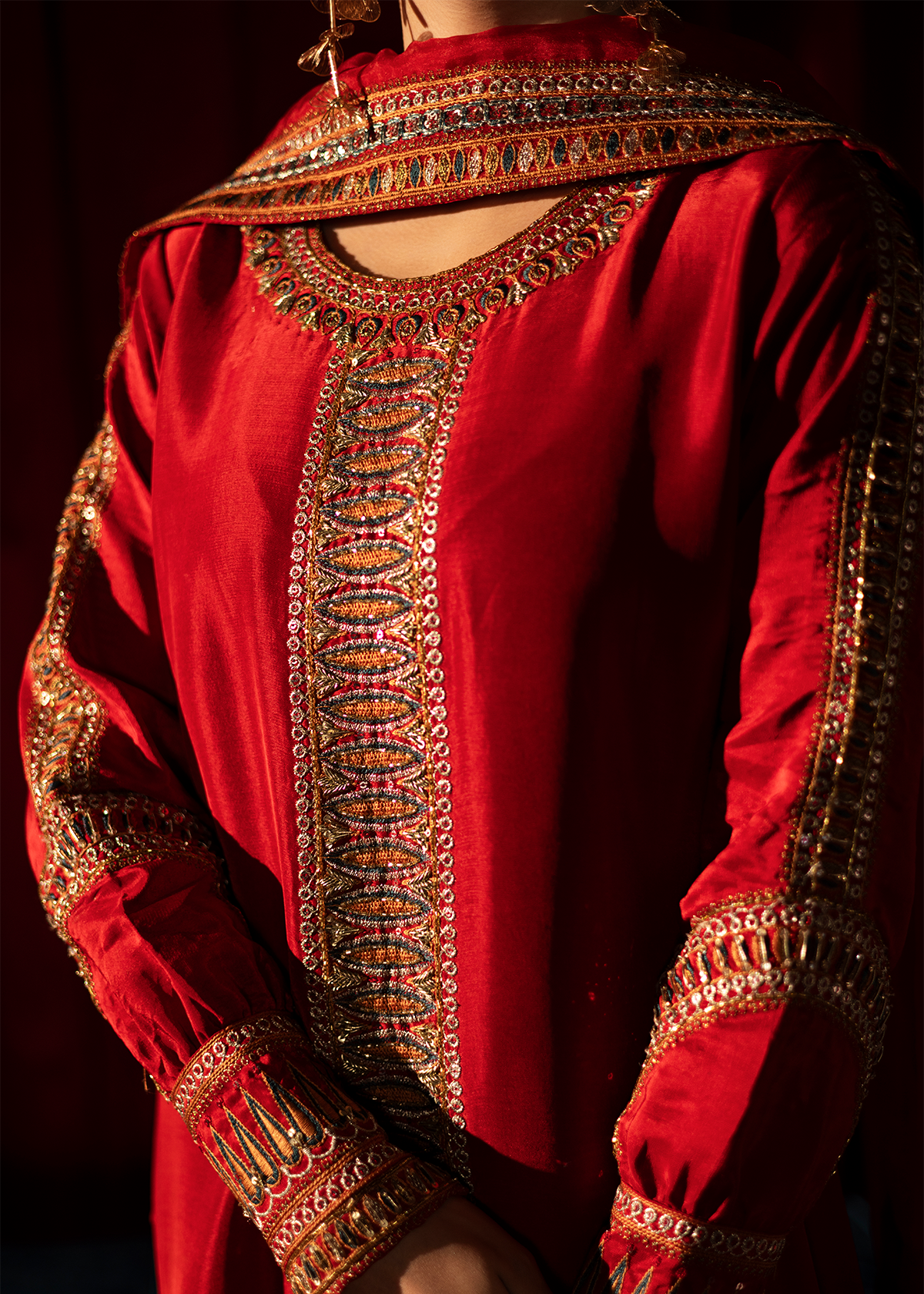 Red - SCARLET