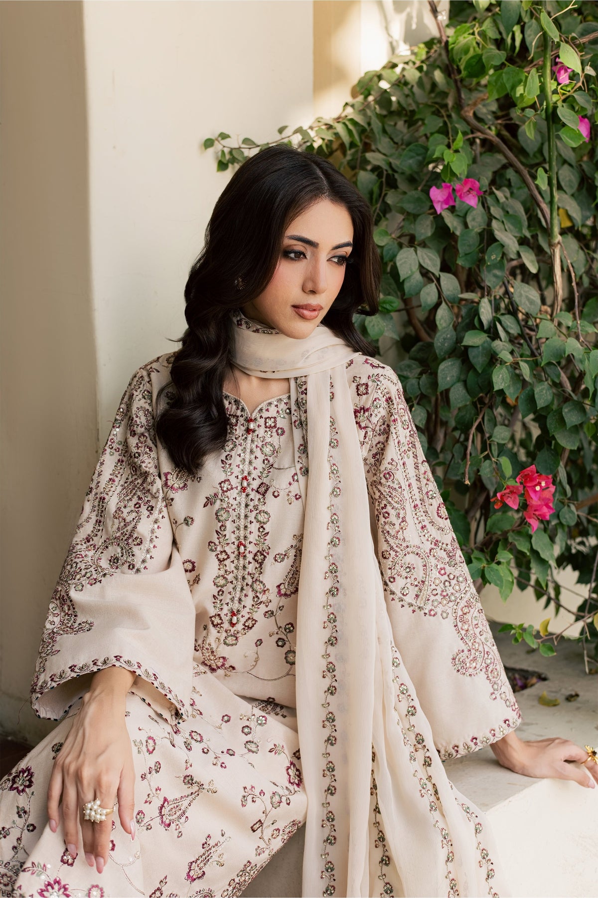 Zamaraa 3Pc - Embroidered Karandi Pret