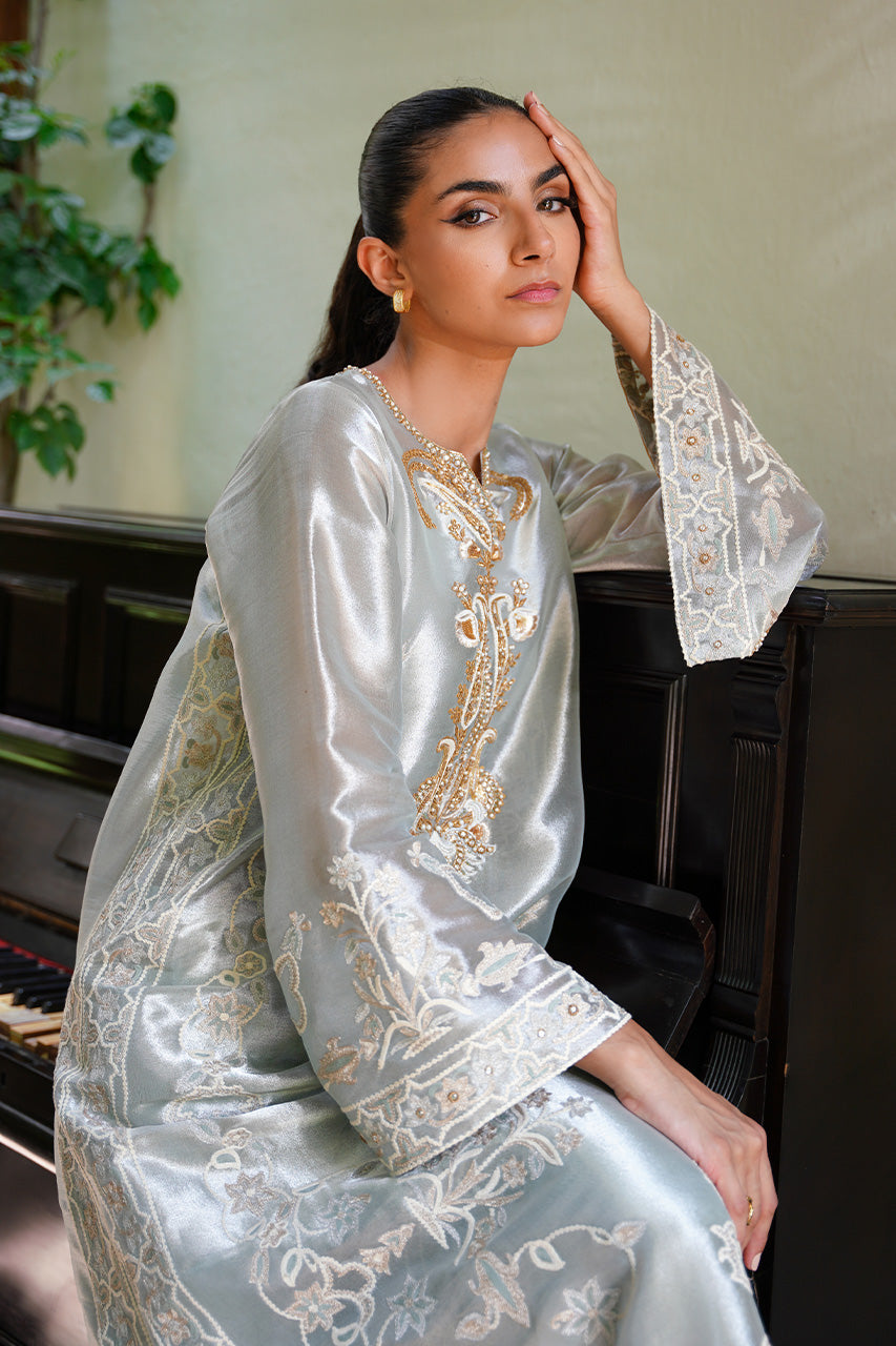 https://cdn.shopify.com/s/files/1/0588/3661/5221/files/Zamin_8_589e578f-d945-4553-9508-9e321d0887a1.jpg?v=1726127301