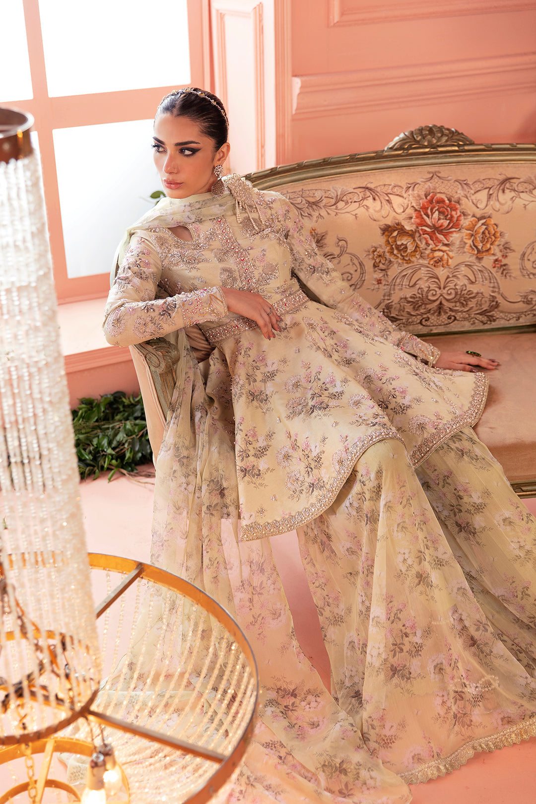 https://cdn.shopify.com/s/files/1/0523/4327/5696/products/Zareen-3.jpg?v=1755960971