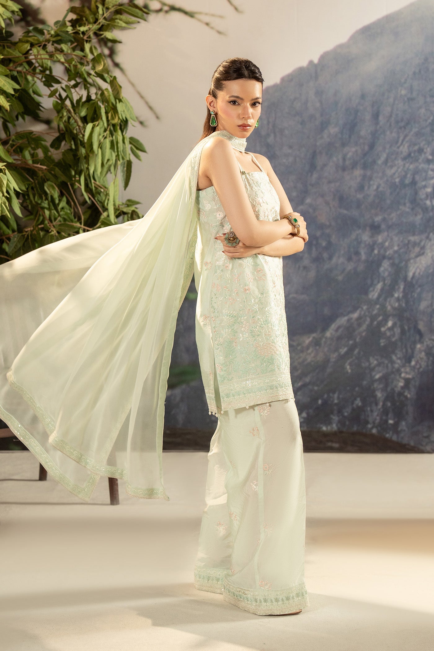 https://cdn.shopify.com/s/files/1/0516/3571/6292/files/Zeba_0012_Layer33.jpg?v=1778327713