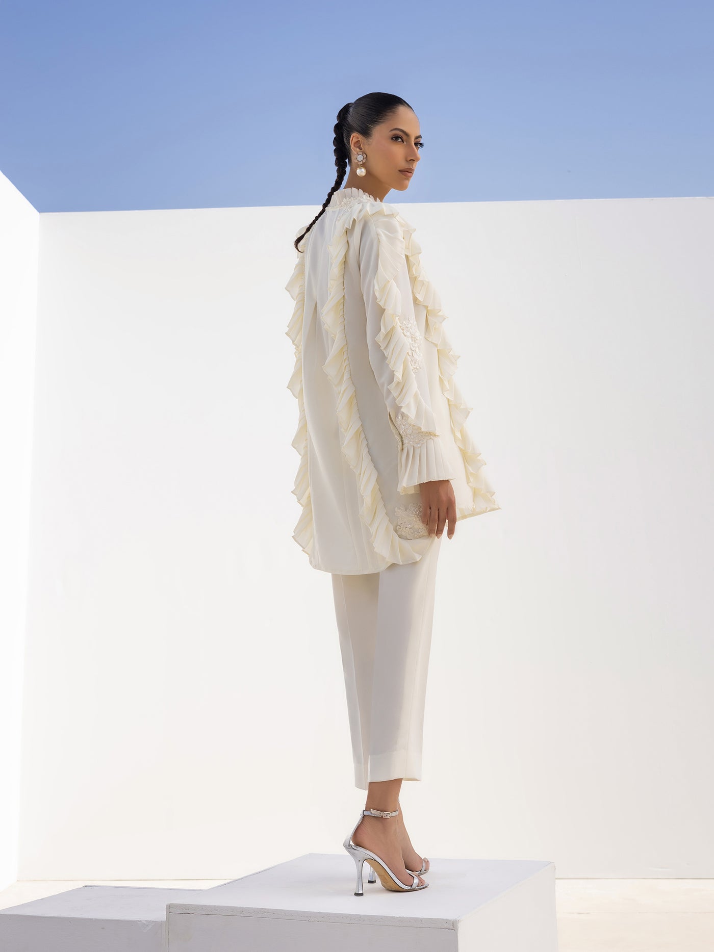 https://i0.wp.com/iqa.design/wp-content/uploads/2024/01/Zoe-Ivory-5.jpg?fit=1920%2C2560&ssl=1