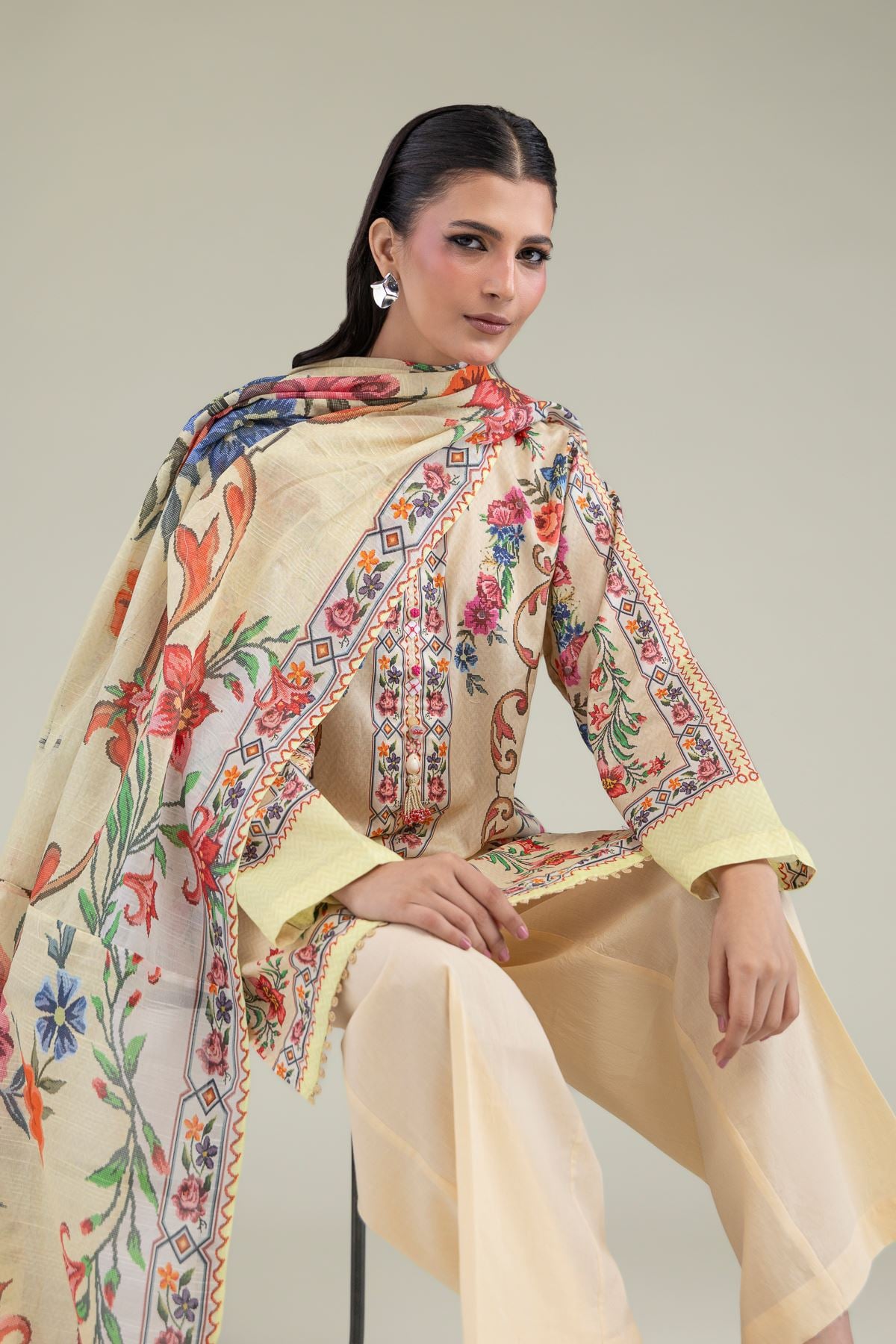 Tailored 2-Piece Lawn