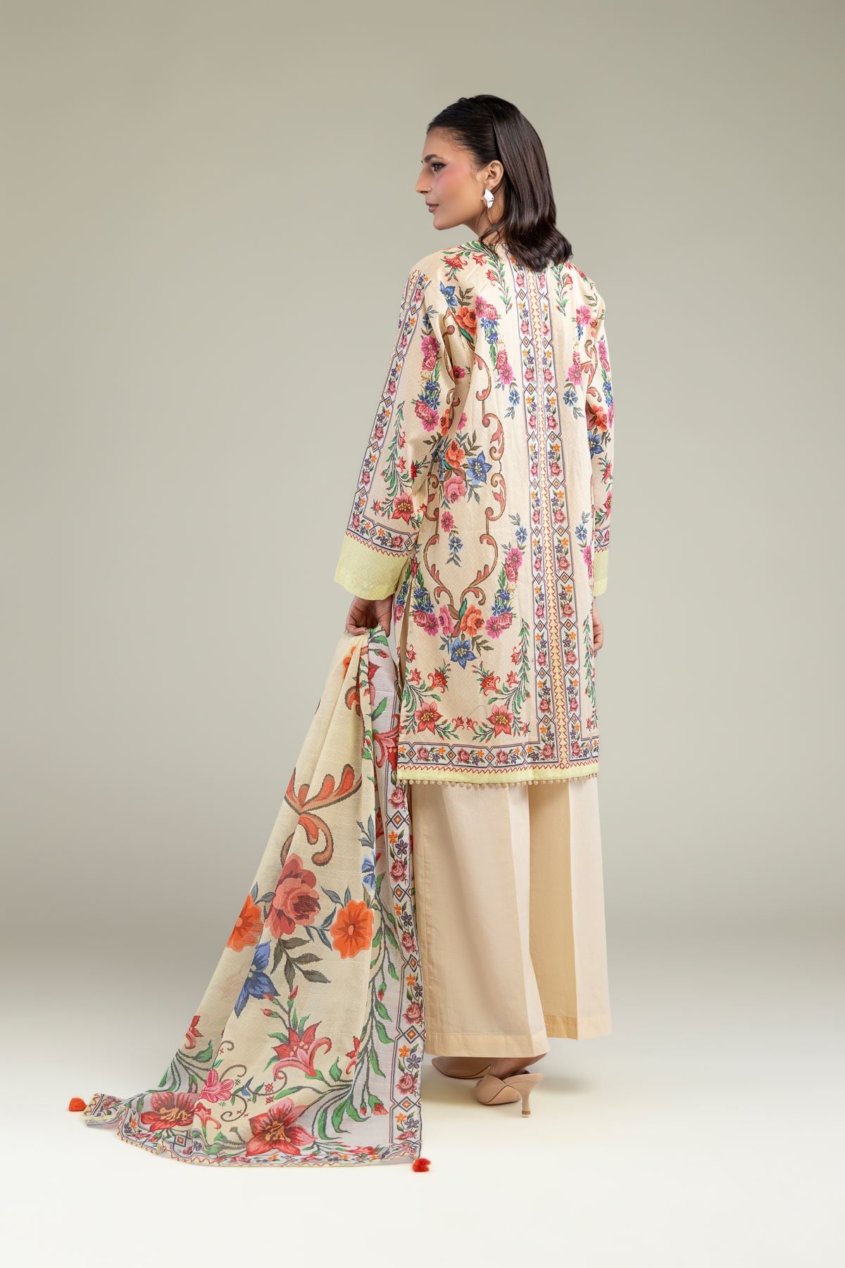 Tailored 2-Piece Lawn