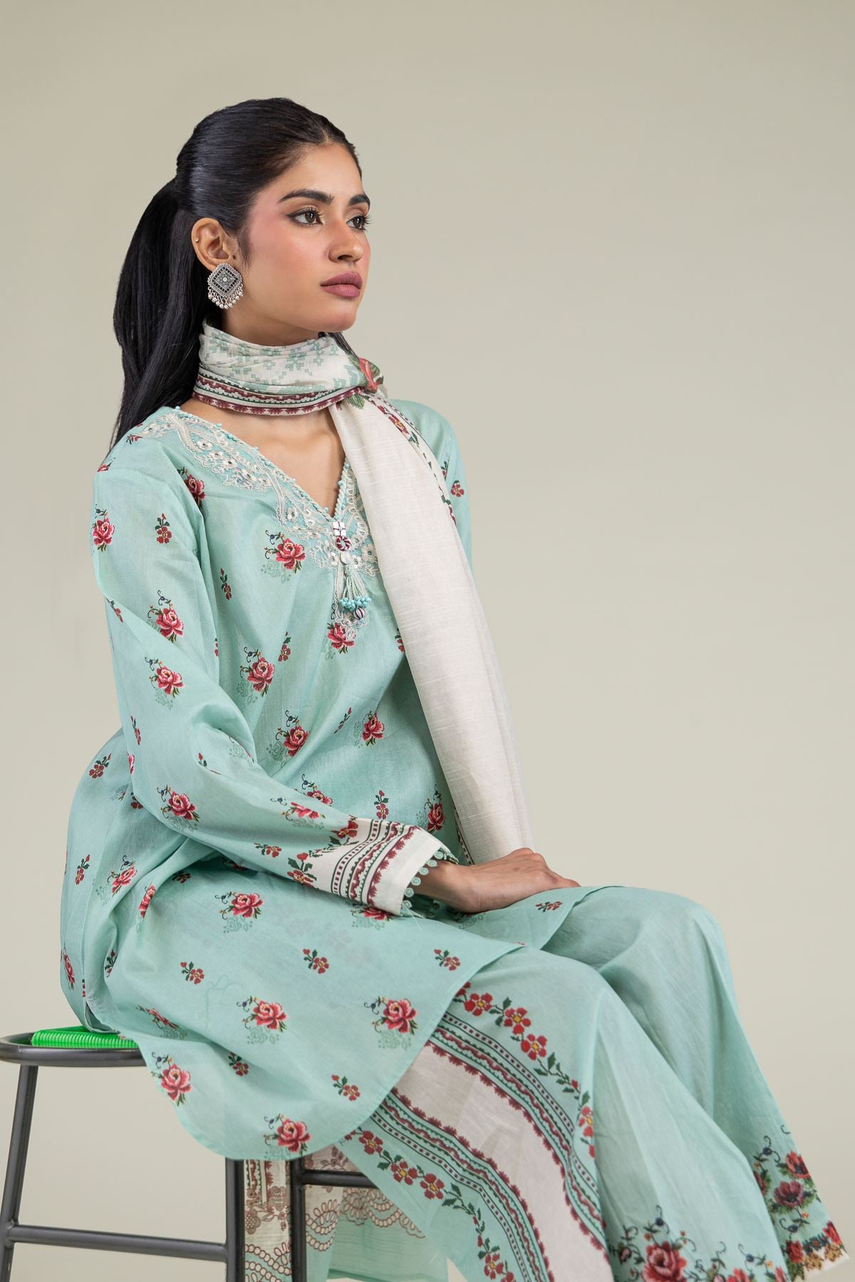 Lawn 2-Piece Tailored
