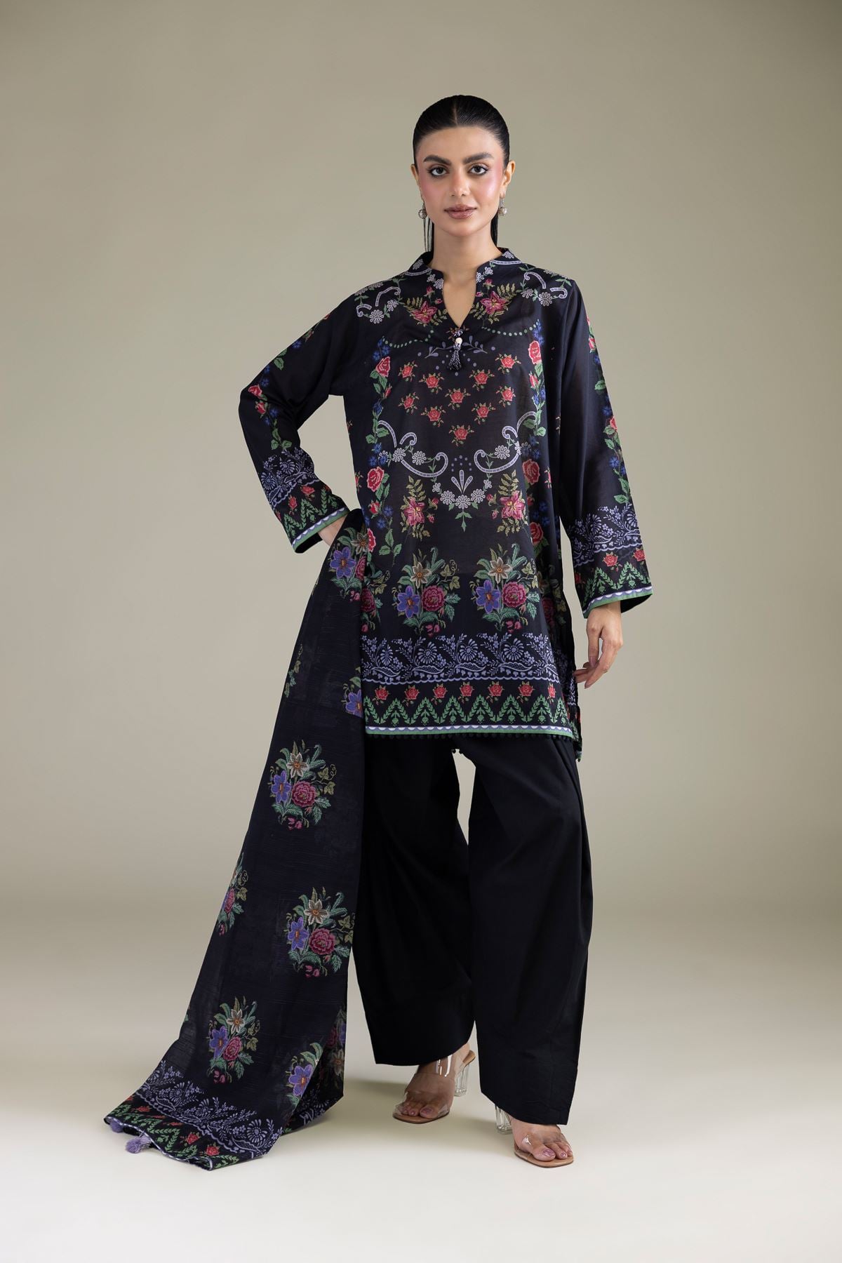 Tailored Lawn Set
