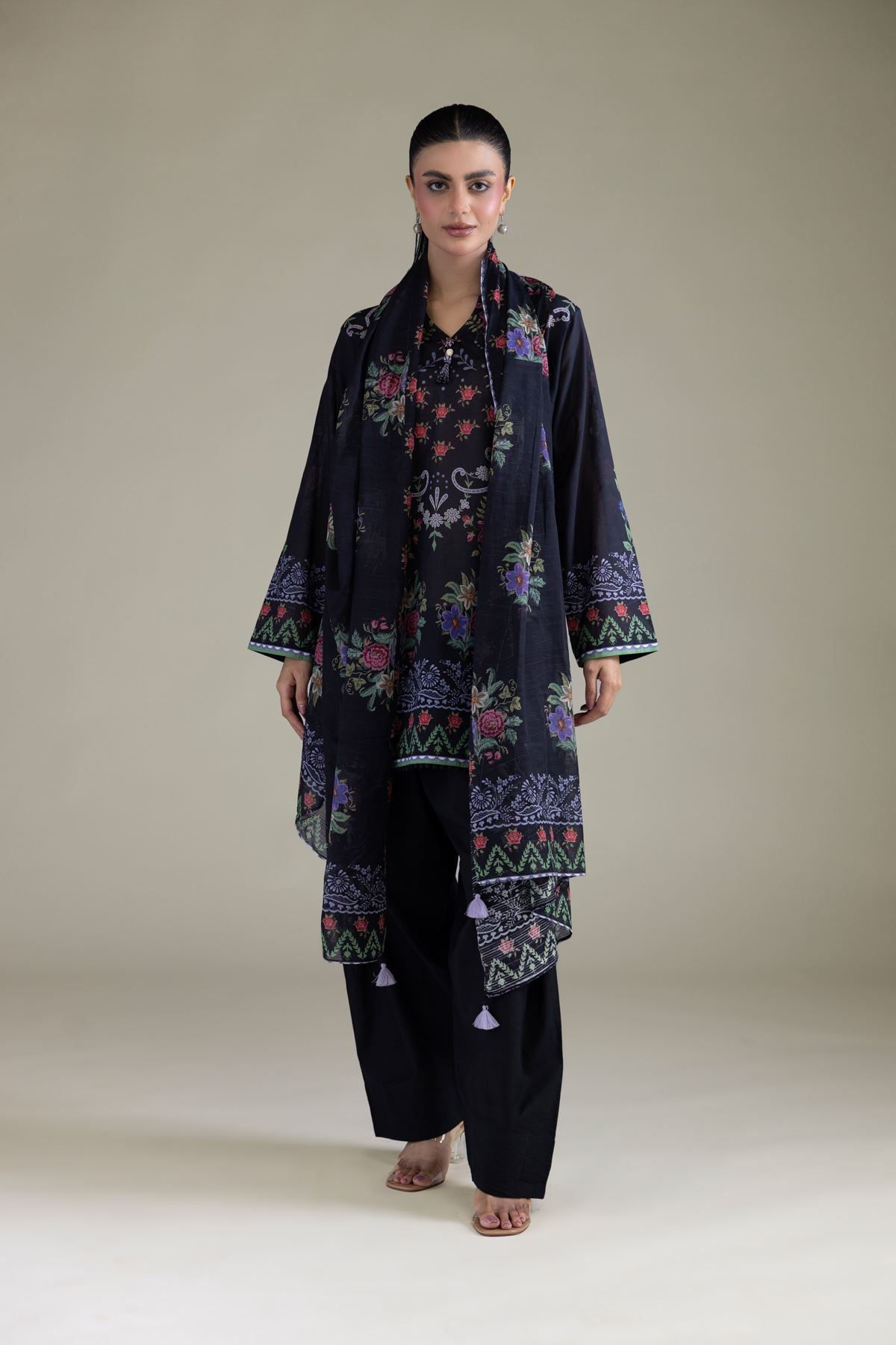 Tailored Lawn Set
