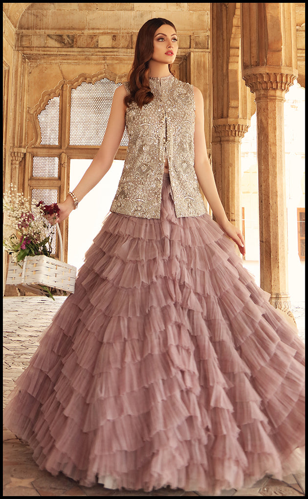 https://cdn.shopify.com/s/files/1/0560/5431/7229/products/aarzoo-bridal-bridal-369069.jpg?v=1664395131