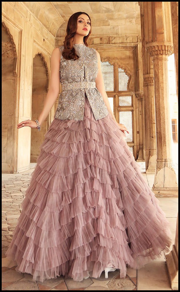 https://cdn.shopify.com/s/files/1/0560/5431/7229/products/aarzoo-bridal-bridal-652148.jpg?v=1664398069